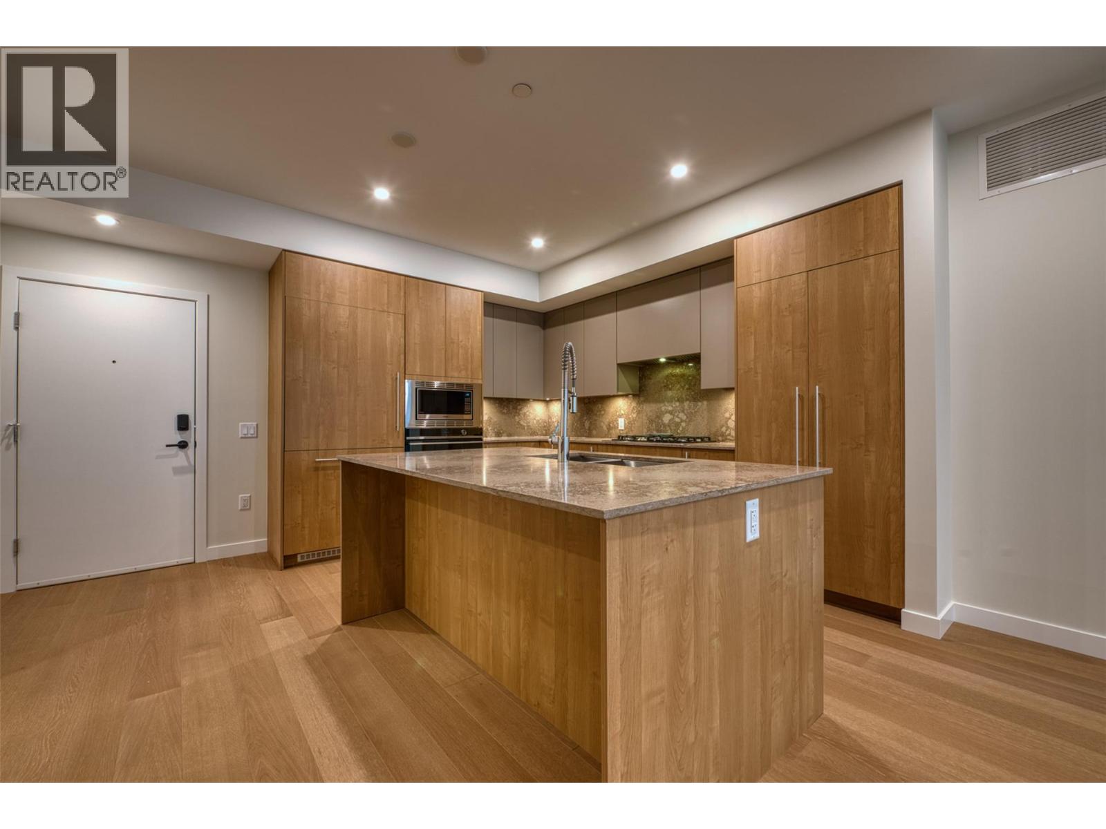 9654 Benchland Drive Unit# 201, Lake Country, British Columbia  V4V 0C5 - Photo 10 - 10369294