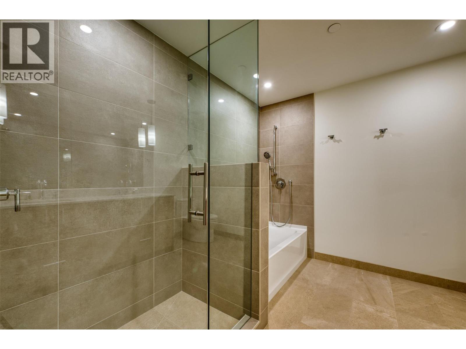 9654 Benchland Drive Unit# 201, Lake Country, British Columbia  V4V 0C5 - Photo 16 - 10369294