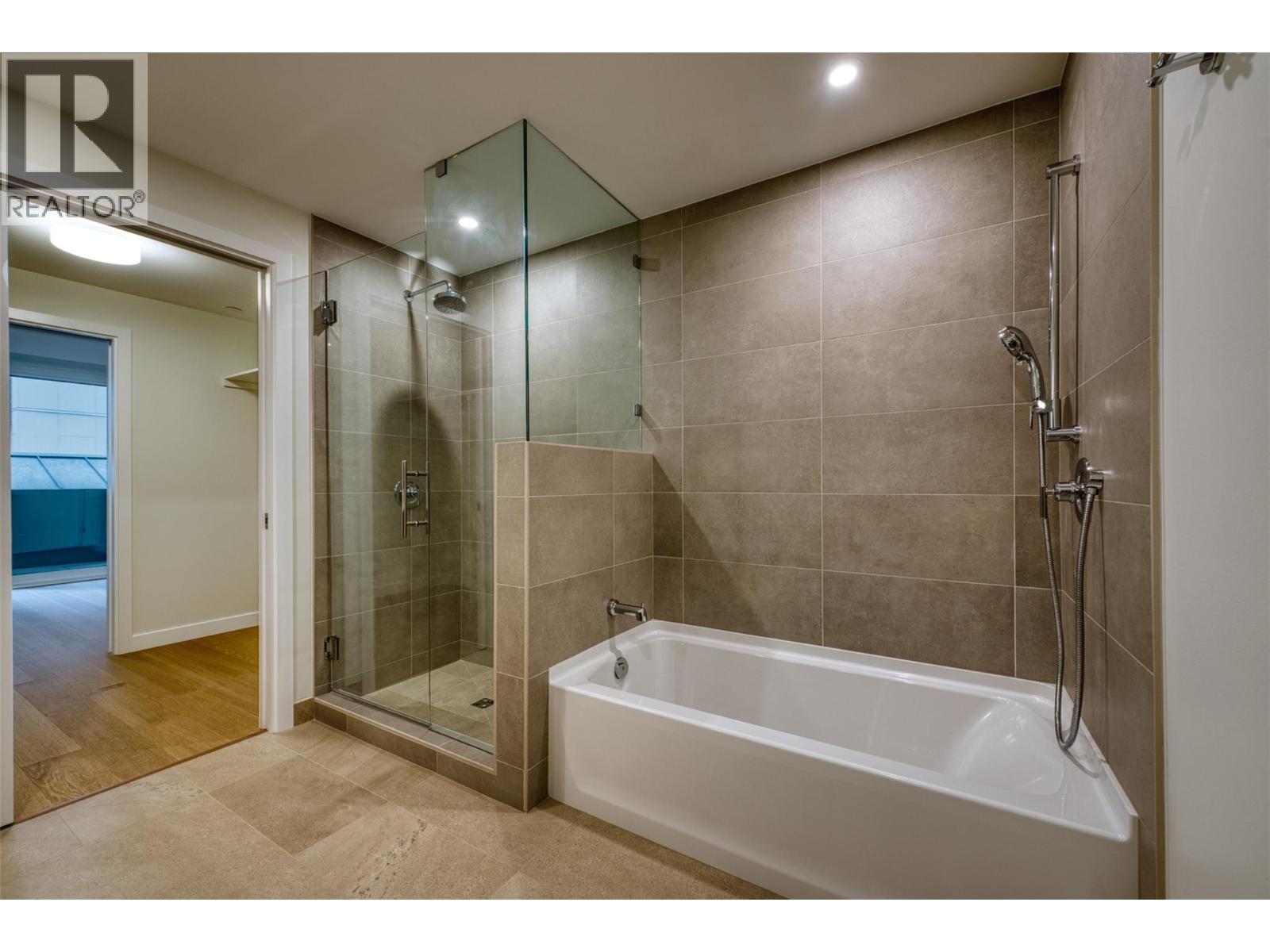 9654 Benchland Drive Unit# 201, Lake Country, British Columbia  V4V 0C5 - Photo 18 - 10369294