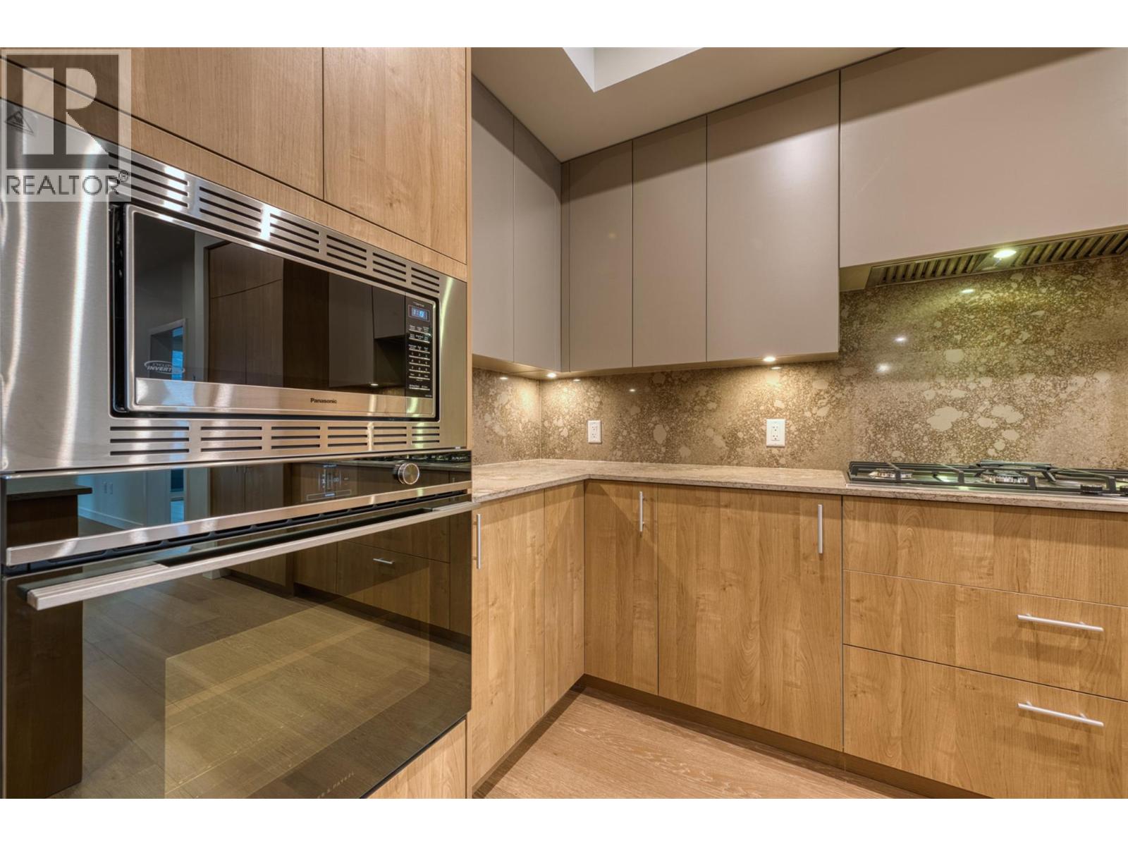 9654 Benchland Drive Unit# 201, Lake Country, British Columbia  V4V 0C5 - Photo 4 - 10369294