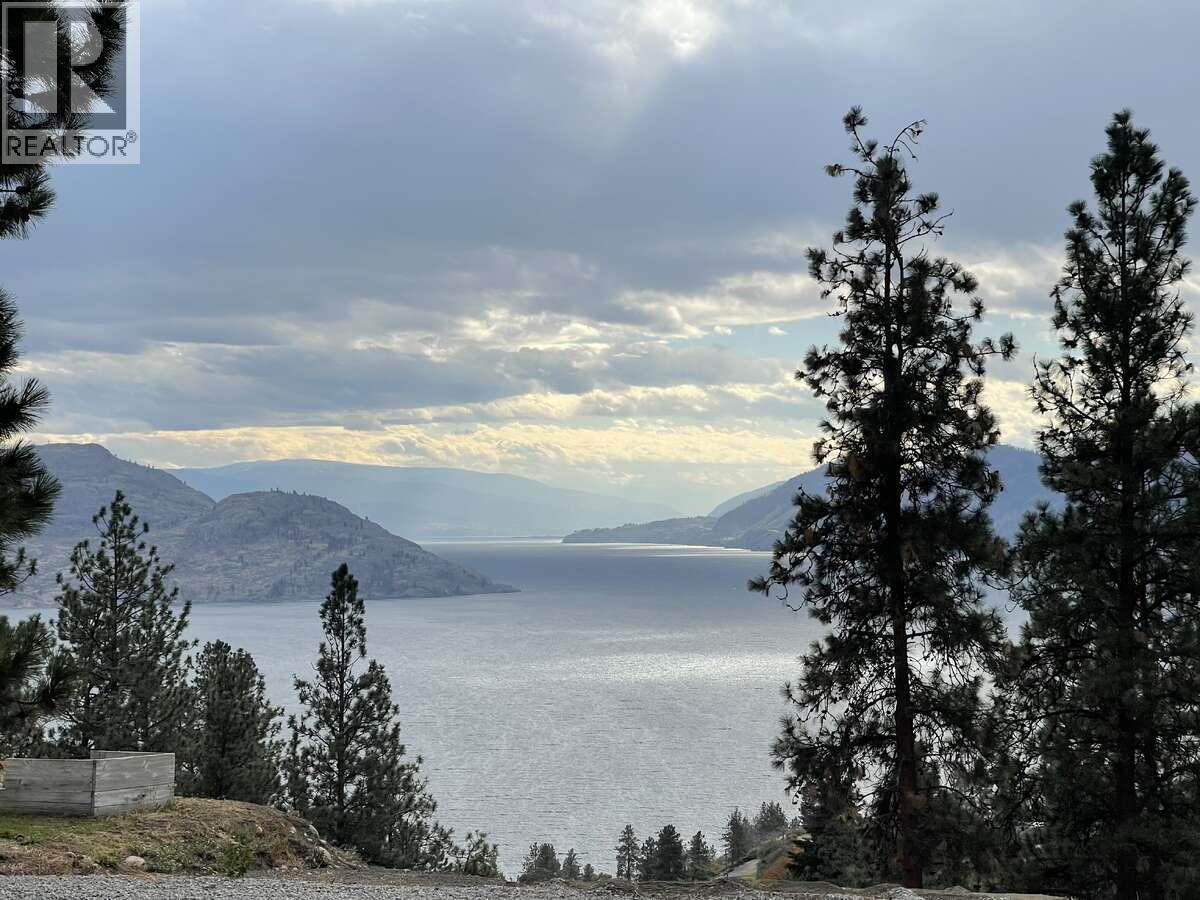 5918 Ehlers Road, Peachland, British Columbia  V0H 1X4 - Photo 3 - 10369404