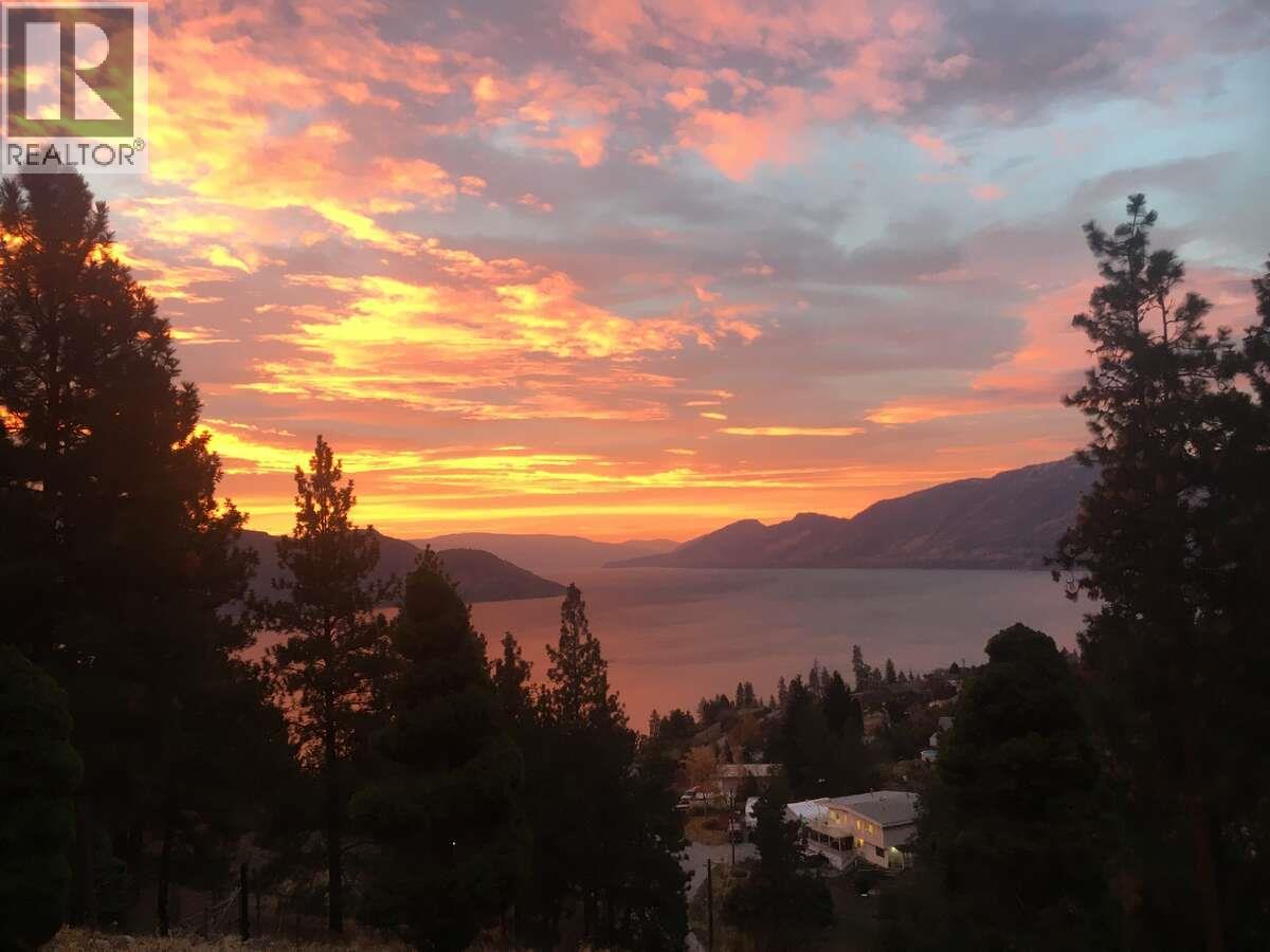 5918 Ehlers Road, Peachland, British Columbia  V0H 1X4 - Photo 8 - 10369404