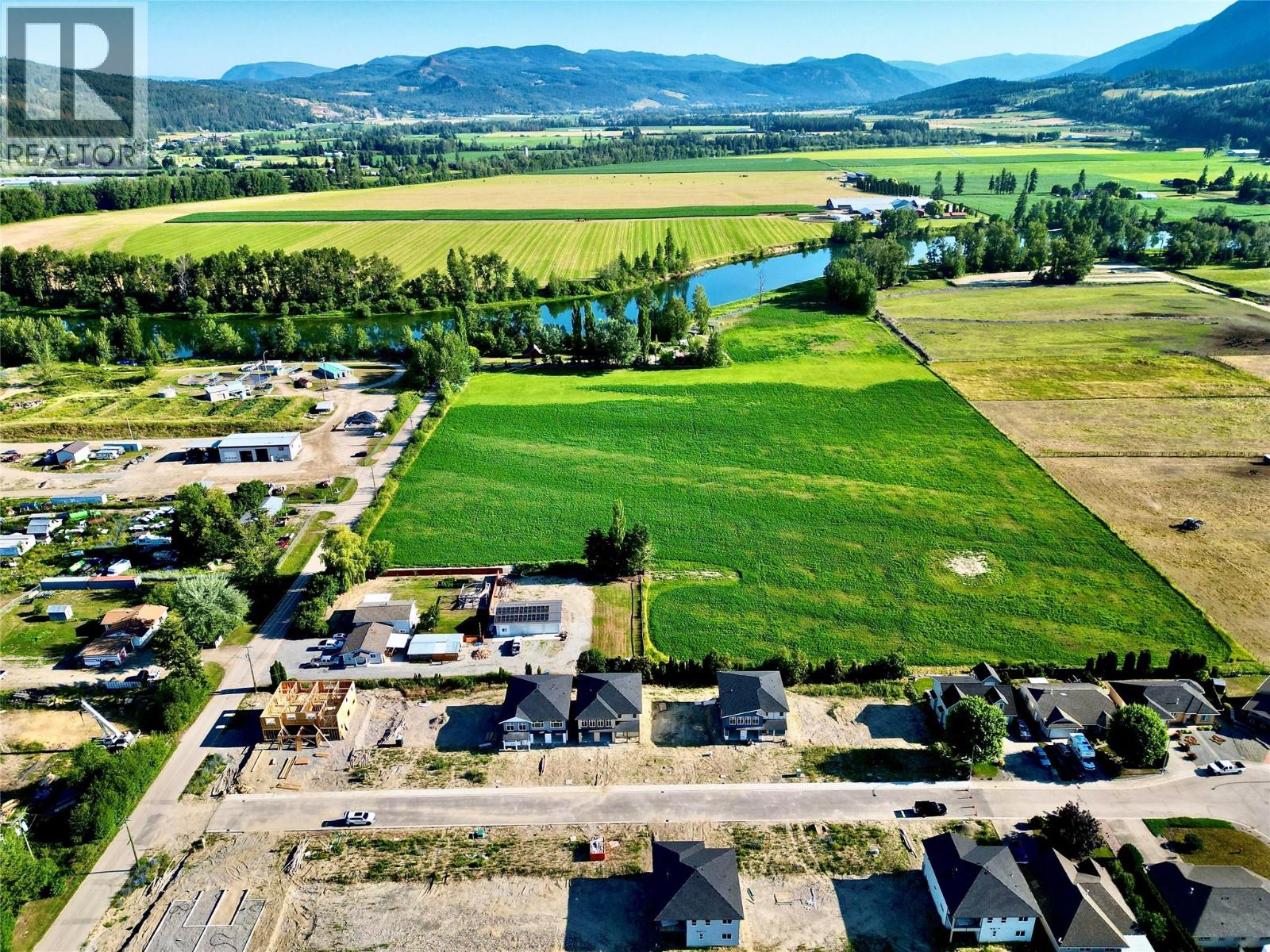 2233 Heitman Street, enderby, British Columbia