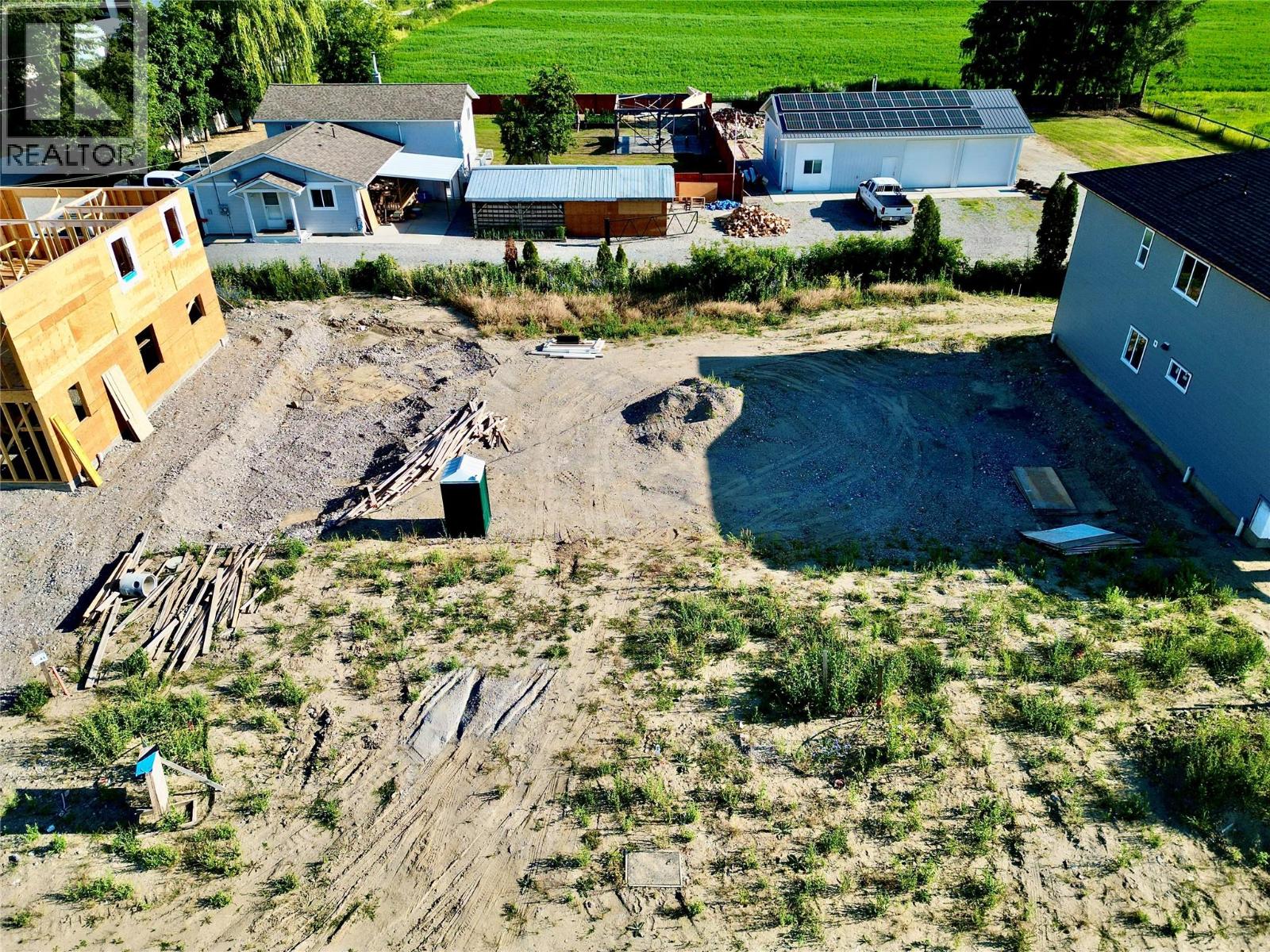 2233 Heitman Street, Enderby, British Columbia  V0E 1V2 - Photo 6 - 10369443