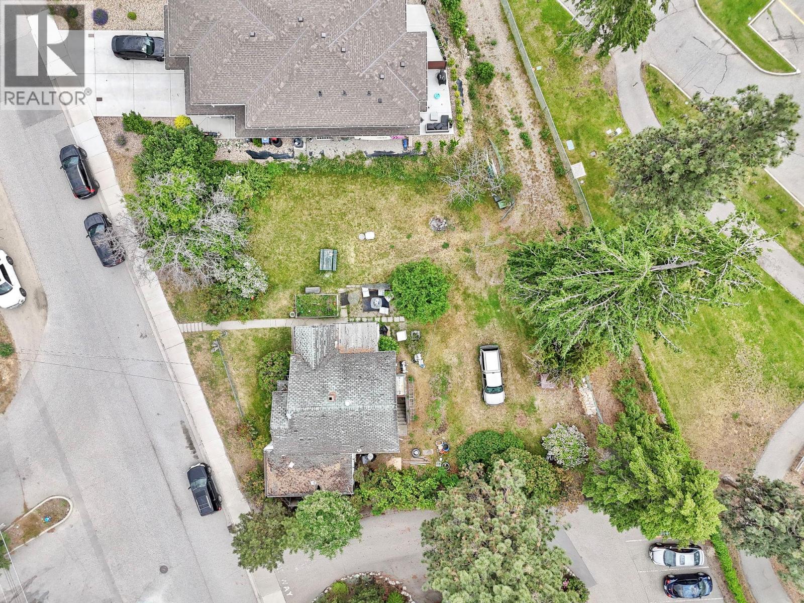 2571 & 2573 Hebert Road, West Kelowna, British Columbia  V4T 2J6 - Photo 11 - 10369433