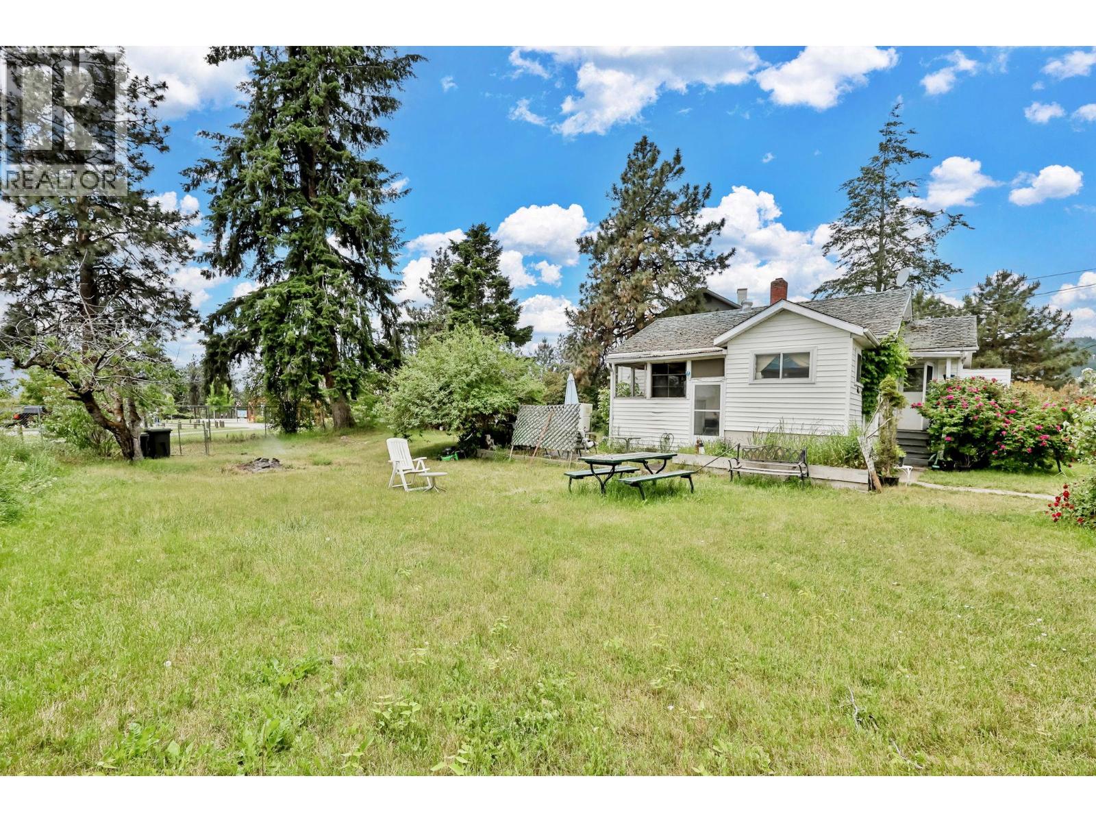 2571 & 2573 Hebert Road, West Kelowna, British Columbia  V4T 2J6 - Photo 9 - 10369433