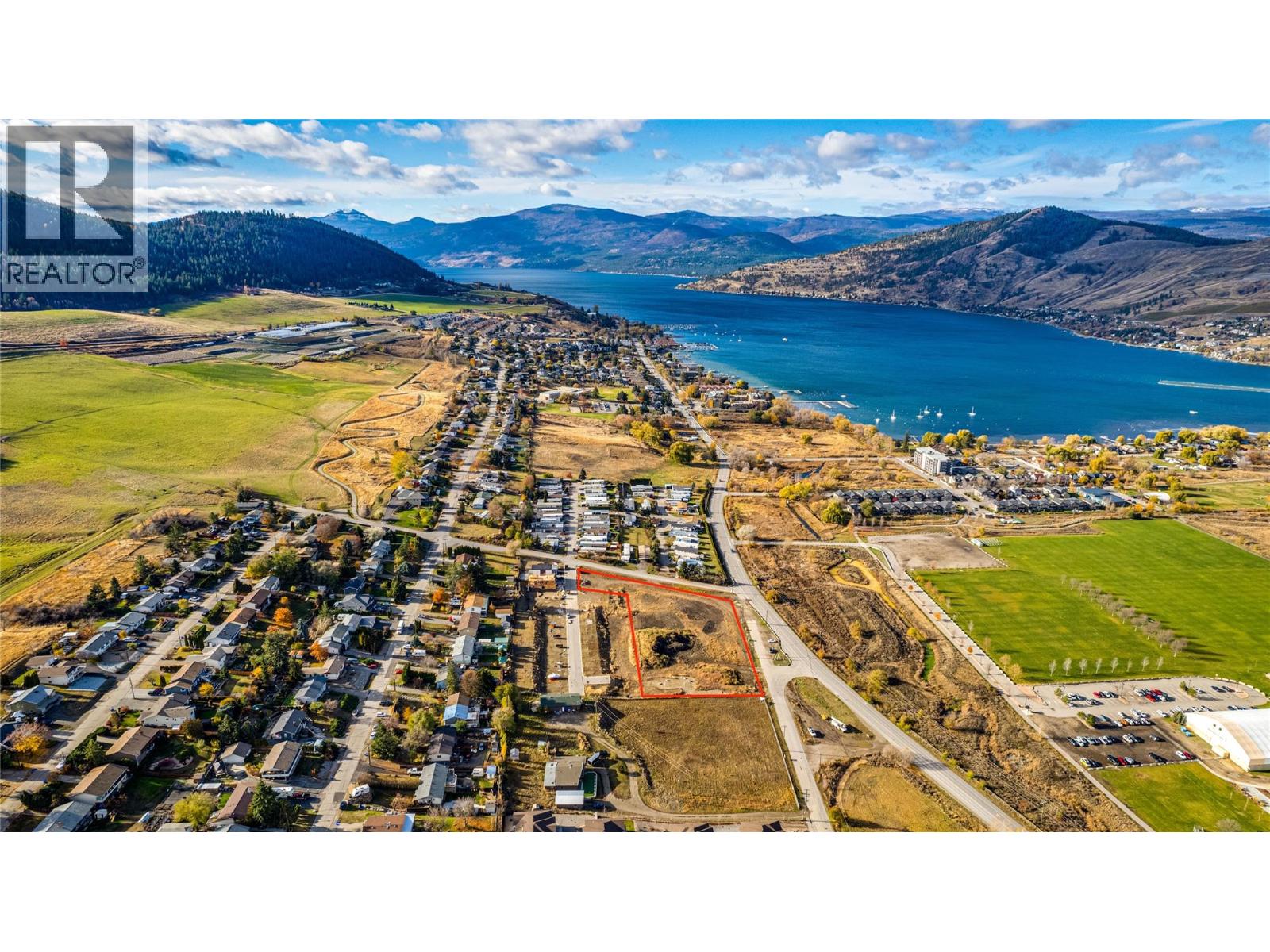 6758 Okanagan Avenue, Vernon, British Columbia  V1H 1M2 - Photo 1 - 10369400