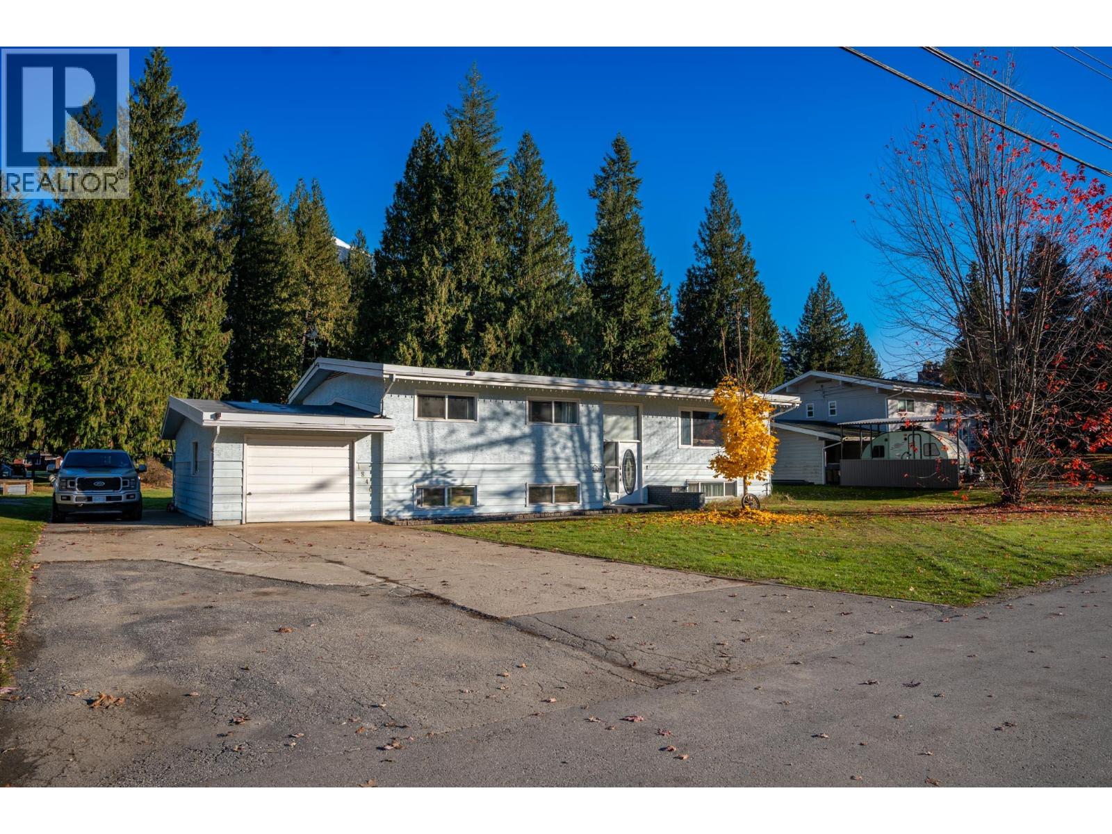 1840 Airport Way, revelstoke, British Columbia