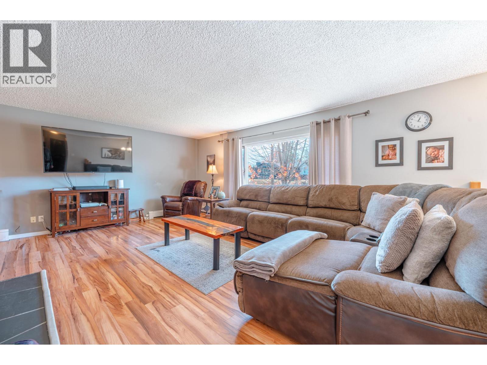 1840 Airport Way, Revelstoke, British Columbia  V0E 2S1 - Photo 12 - 10367127