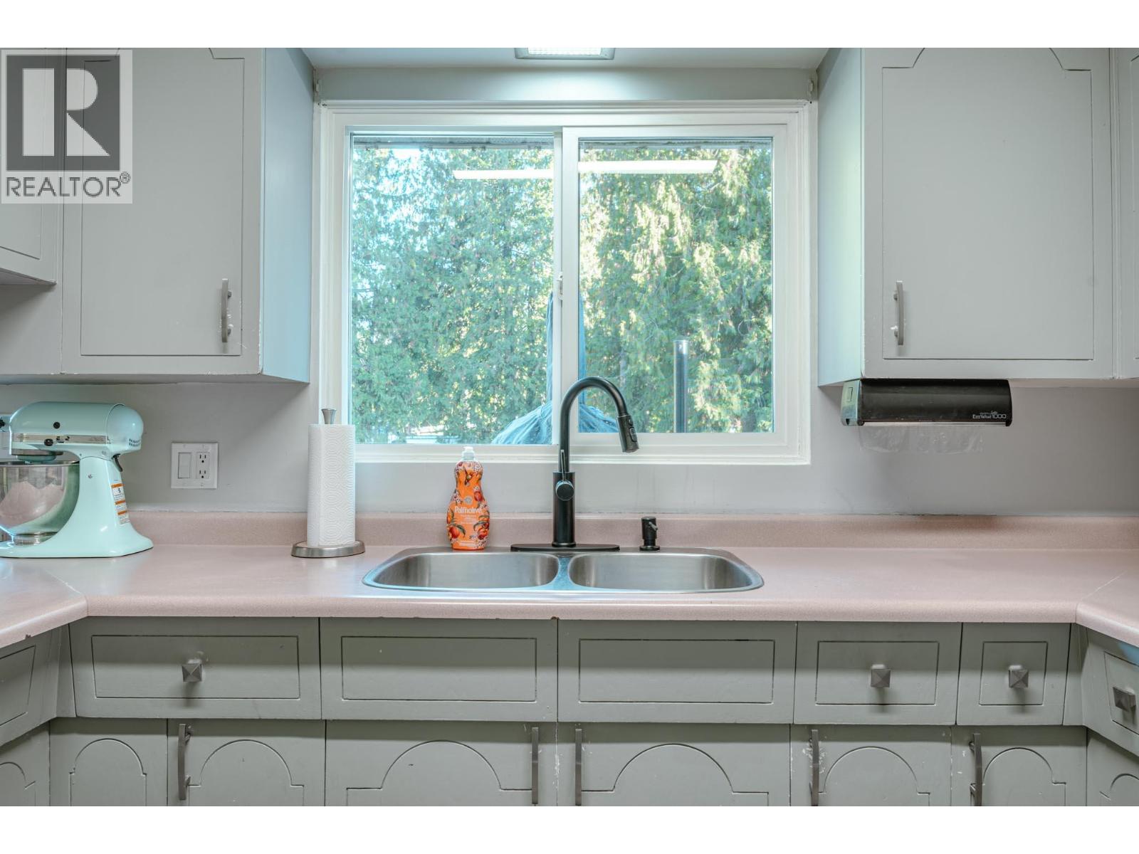 1840 Airport Way, Revelstoke, British Columbia  V0E 2S1 - Photo 17 - 10367127