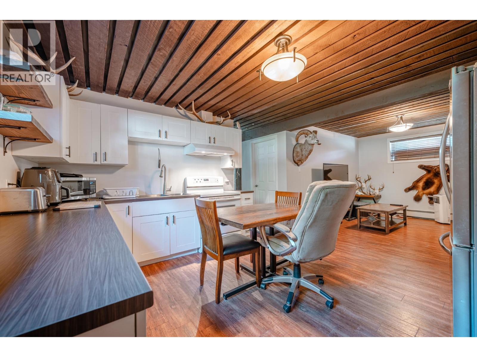 1840 Airport Way, Revelstoke, British Columbia  V0E 2S1 - Photo 40 - 10367127