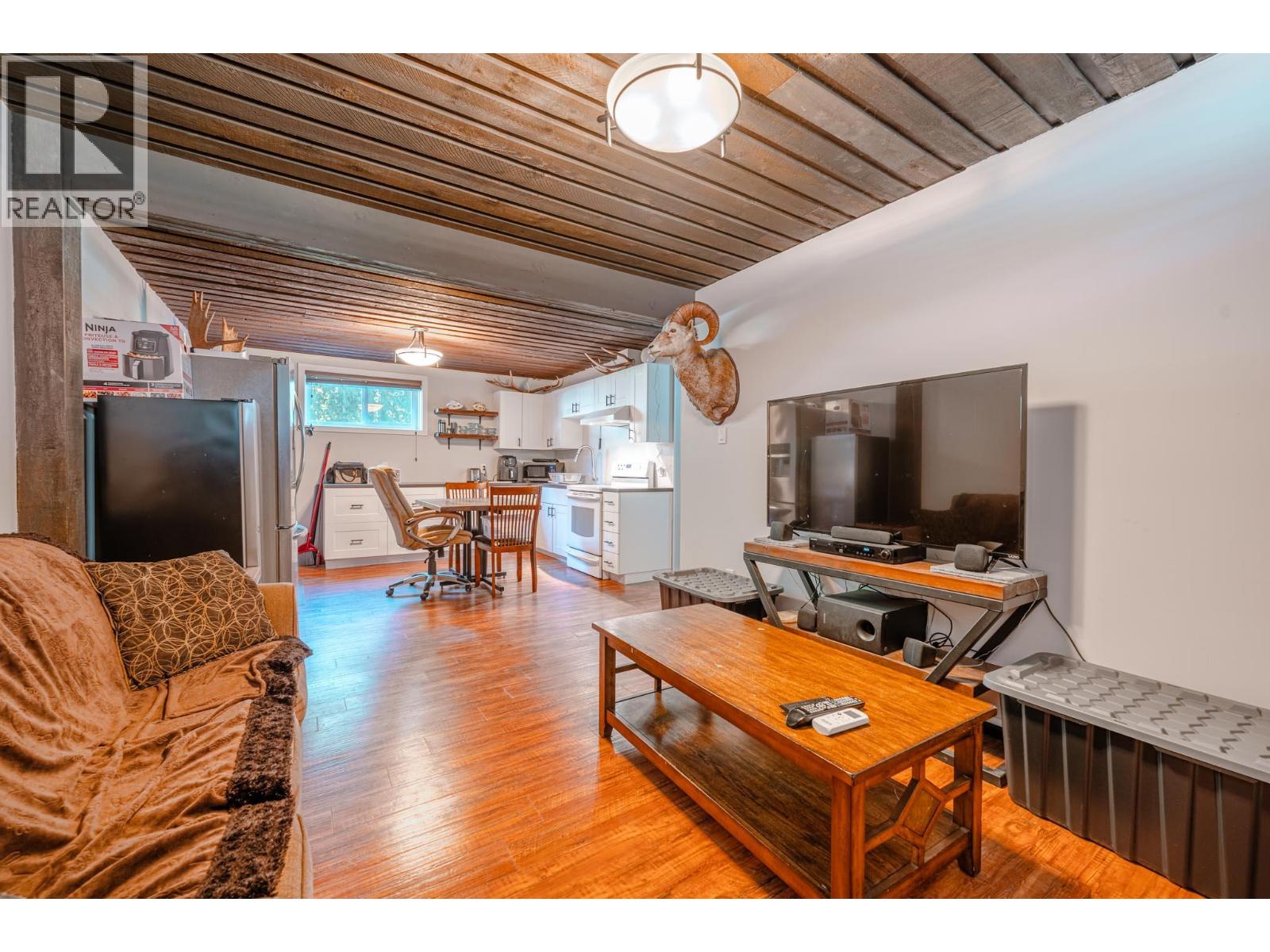 1840 Airport Way, Revelstoke, British Columbia  V0E 2S1 - Photo 42 - 10367127