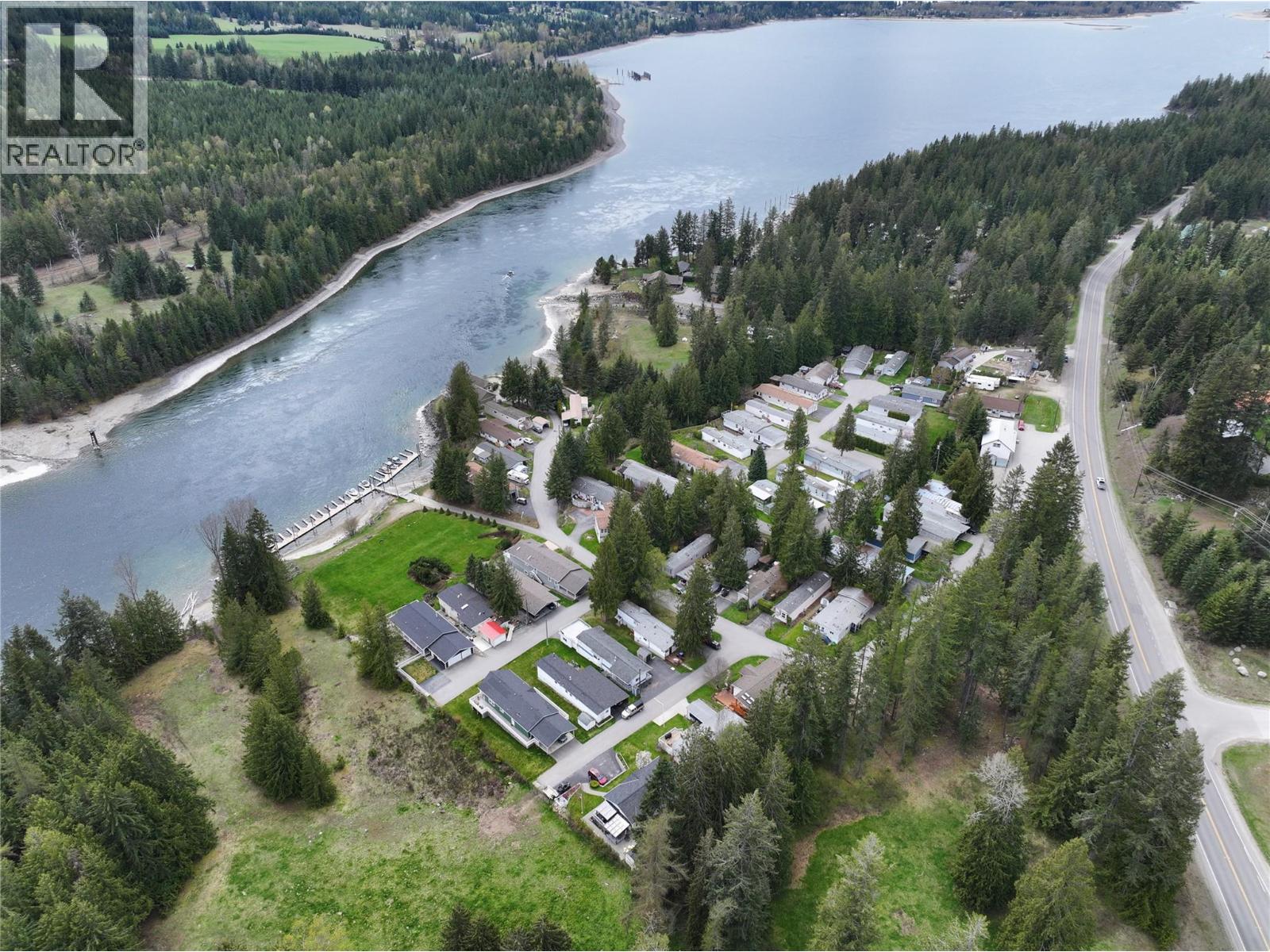 7126 3a Highway, Nelson, British Columbia  V1L 6S3 - Photo 4 - 10369482