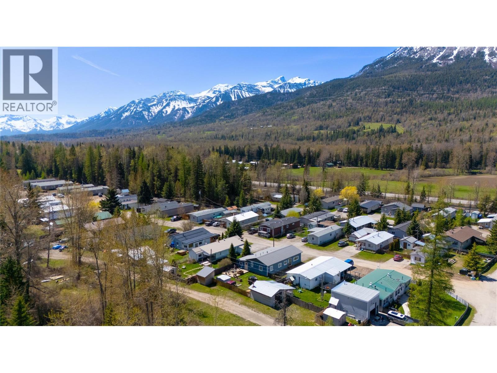 9773 Stephenson Road, Hosmer, British Columbia  V0B 1M5 - Photo 15 - 10369487