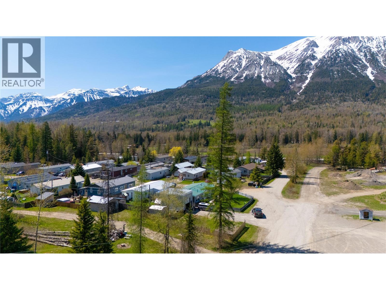 9773 Stephenson Road, Hosmer, British Columbia  V0B 1M5 - Photo 16 - 10369487