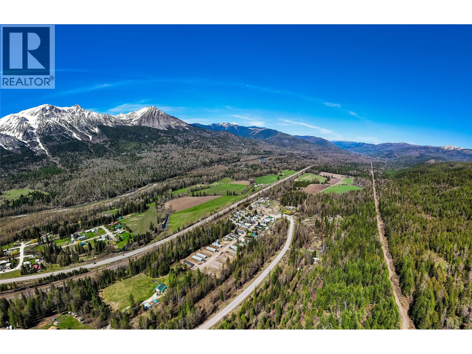 9773 Stephenson Road, Hosmer, British Columbia  V0B 1M5 - Photo 18 - 10369487