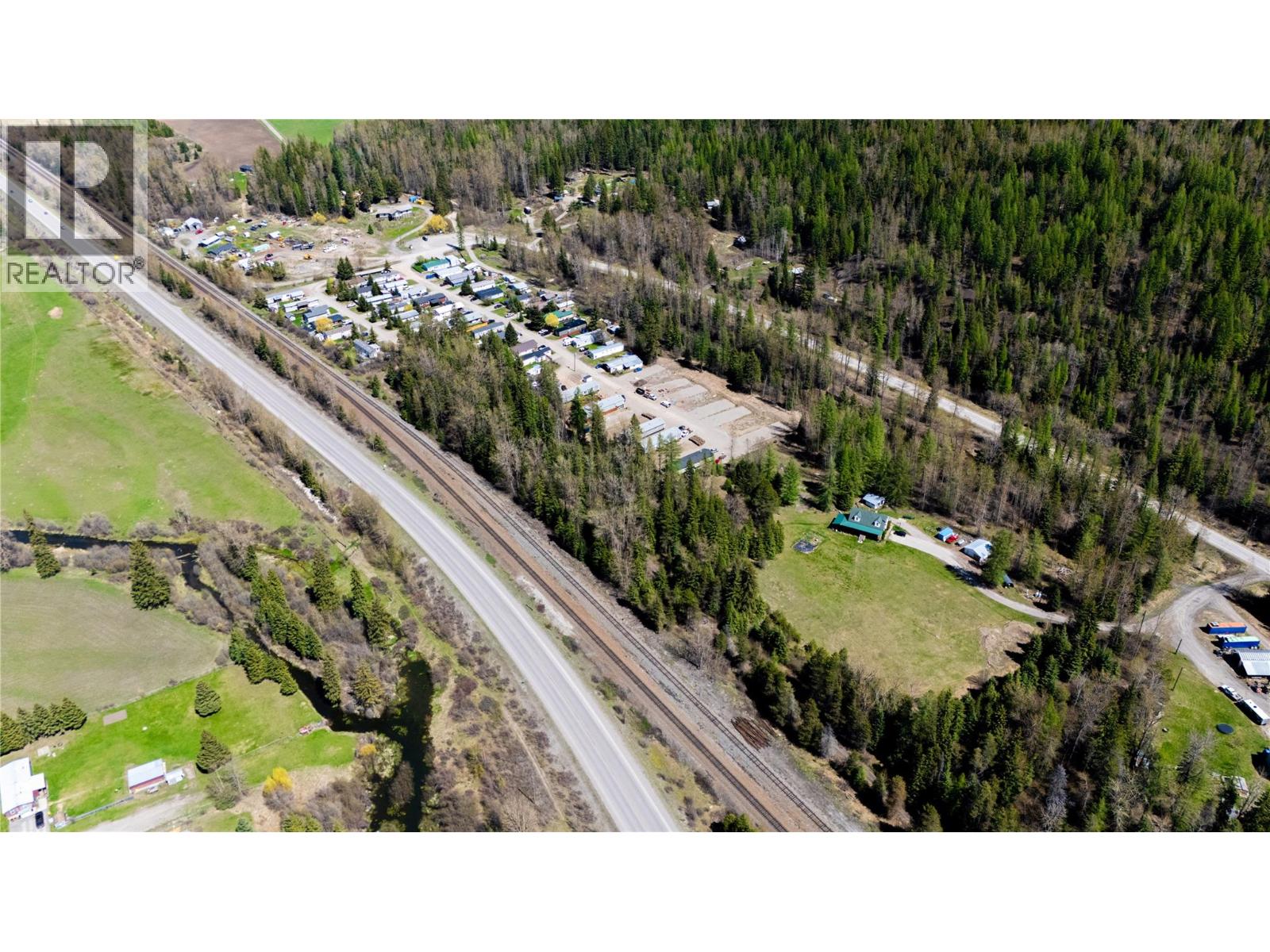 9773 Stephenson Road, Hosmer, British Columbia  V0B 1M5 - Photo 19 - 10369487