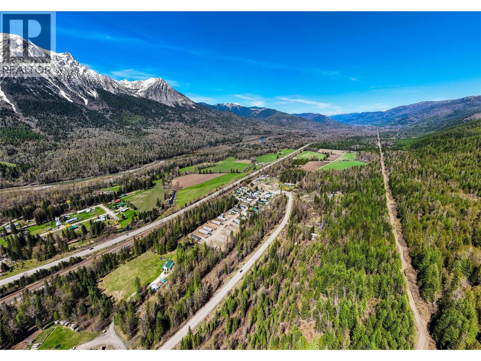 9773 Stephenson Road, Hosmer, British Columbia  V0B 1M5 - Photo 22 - 10369487