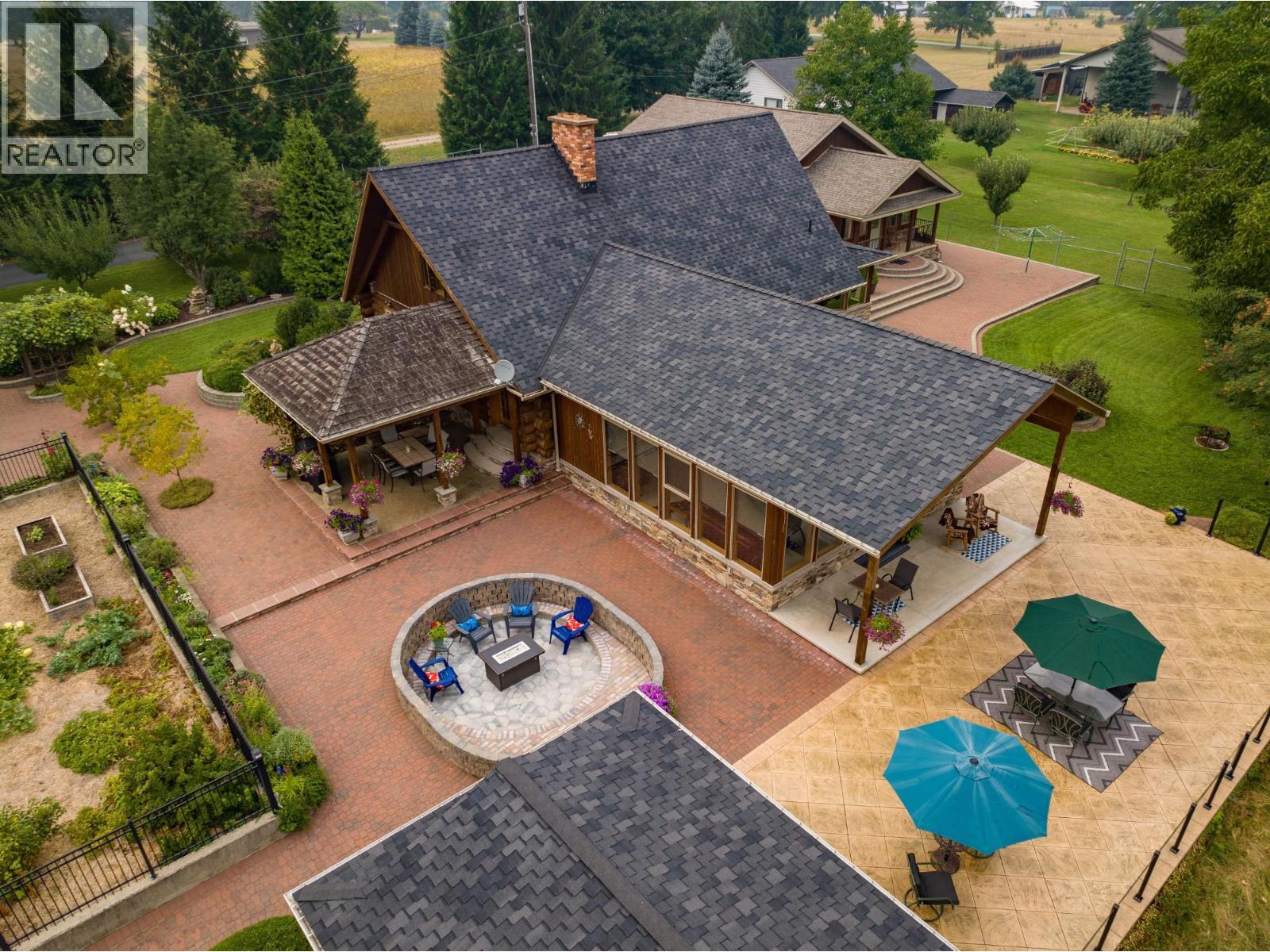 906 James Road, Shoreacres, British Columbia  V1N 4P8 - Photo 12 - 10369462