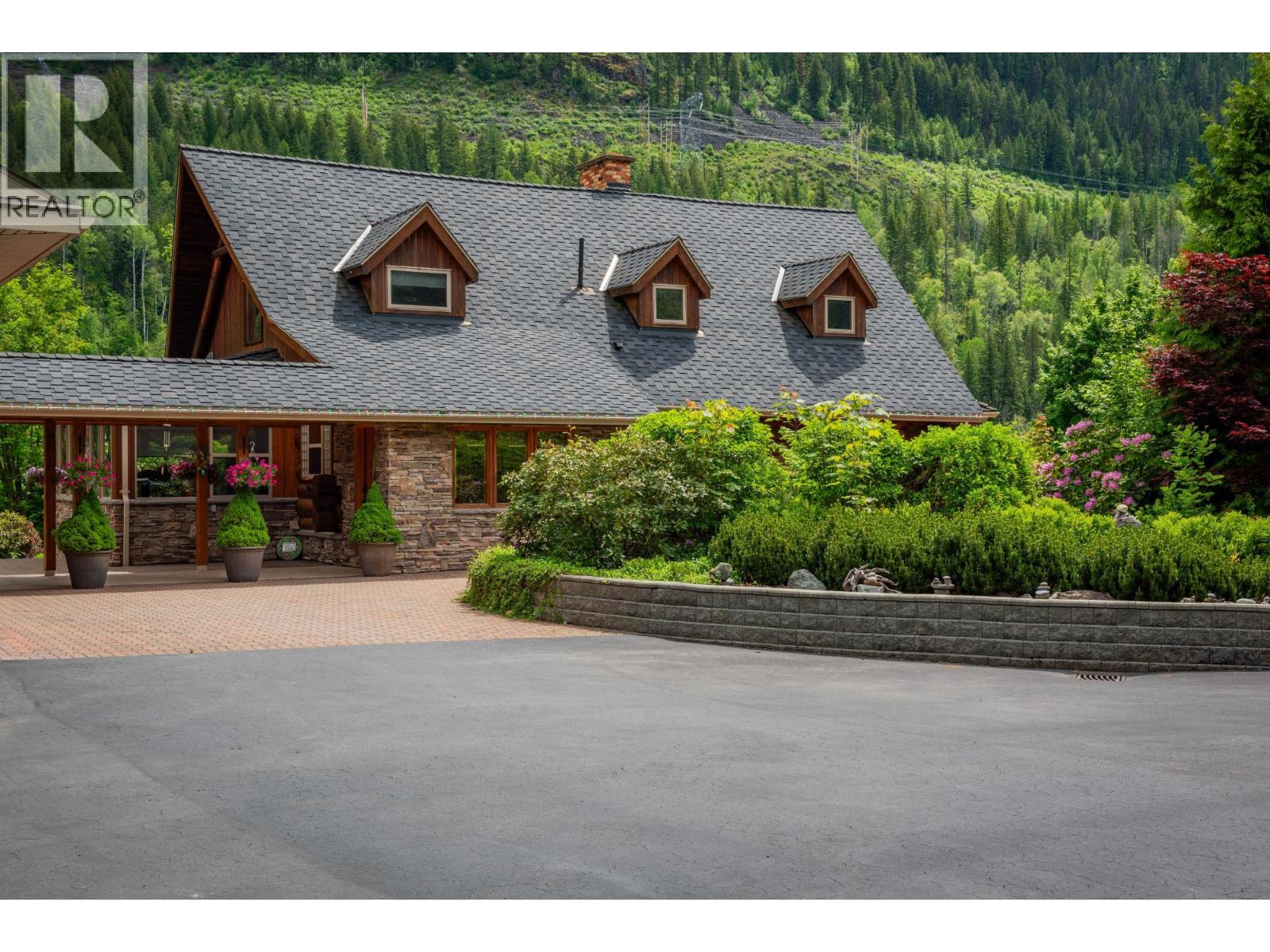 906 James Road, Shoreacres, British Columbia  V1N 4P8 - Photo 23 - 10369462