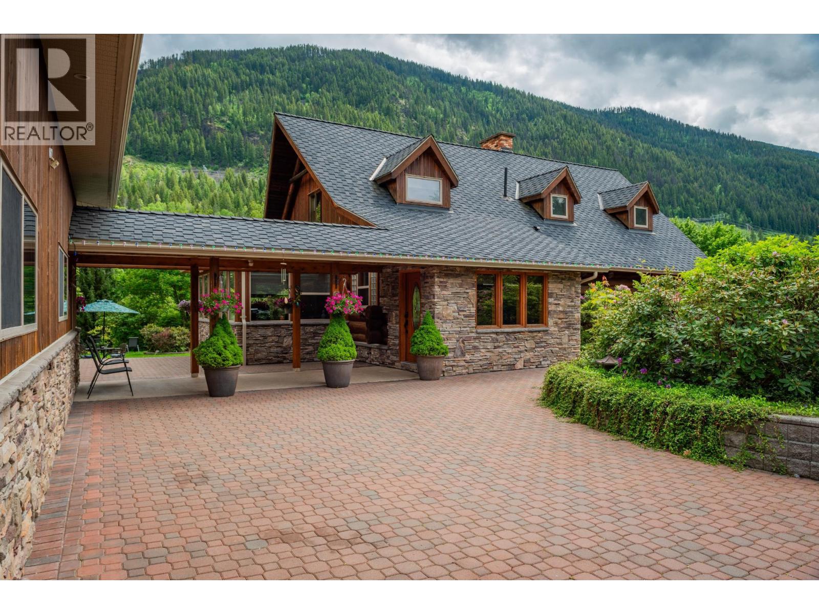 906 James Road, Shoreacres, British Columbia  V1N 4P8 - Photo 24 - 10369462
