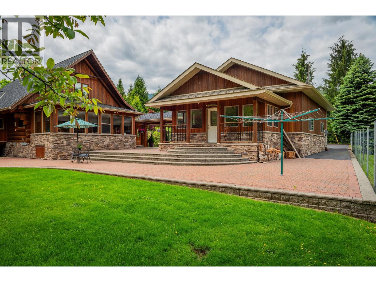 906 James Road, Shoreacres, British Columbia  V1N 4P8 - Photo 27 - 10369462