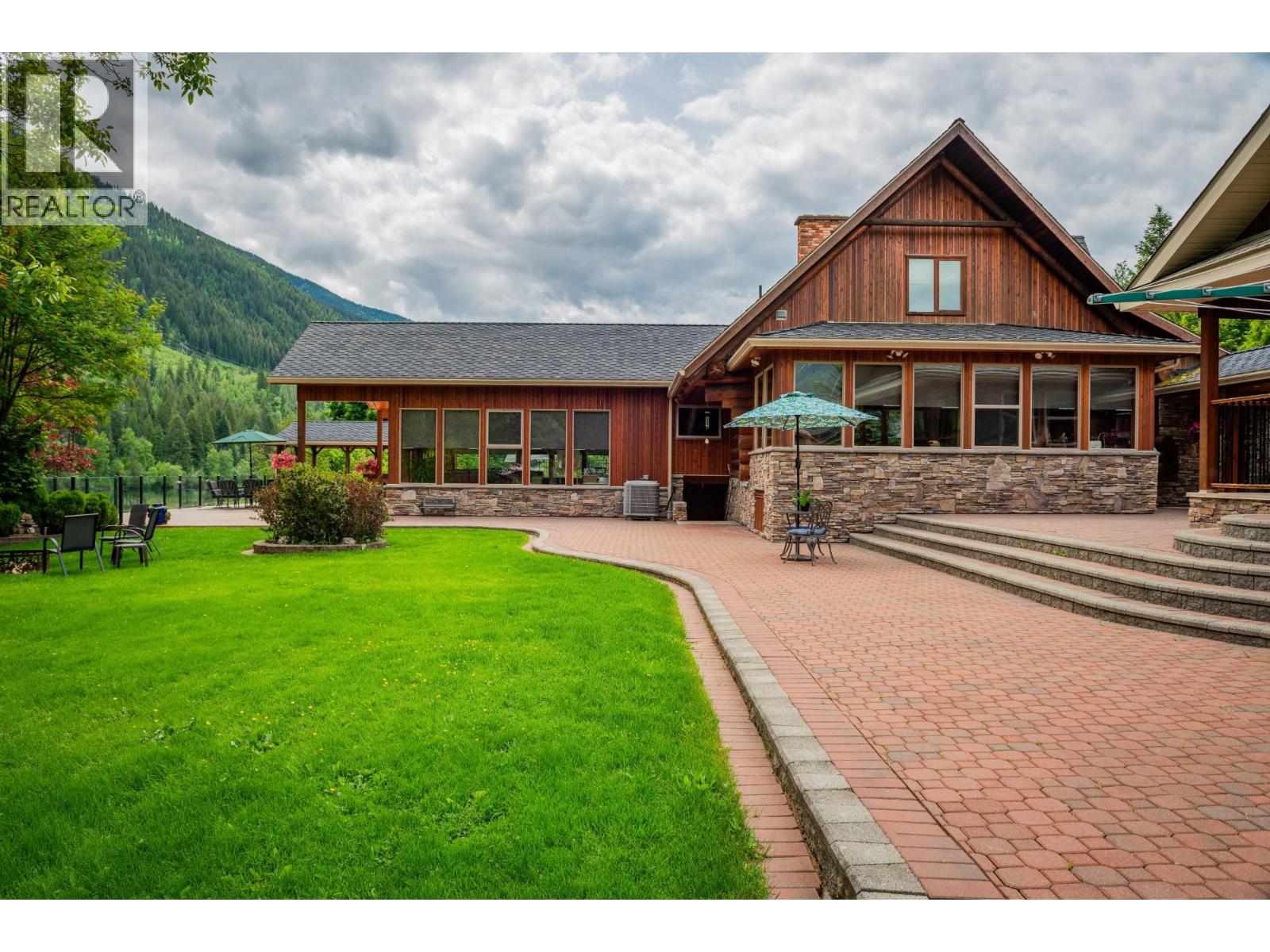 906 James Road, Shoreacres, British Columbia  V1N 4P8 - Photo 28 - 10369462