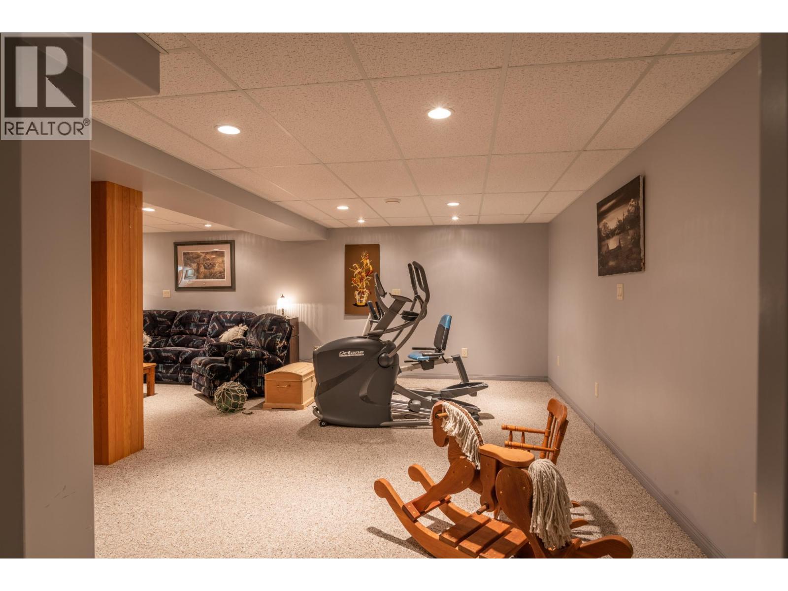 906 James Road, Shoreacres, British Columbia  V1N 4P8 - Photo 94 - 10369462