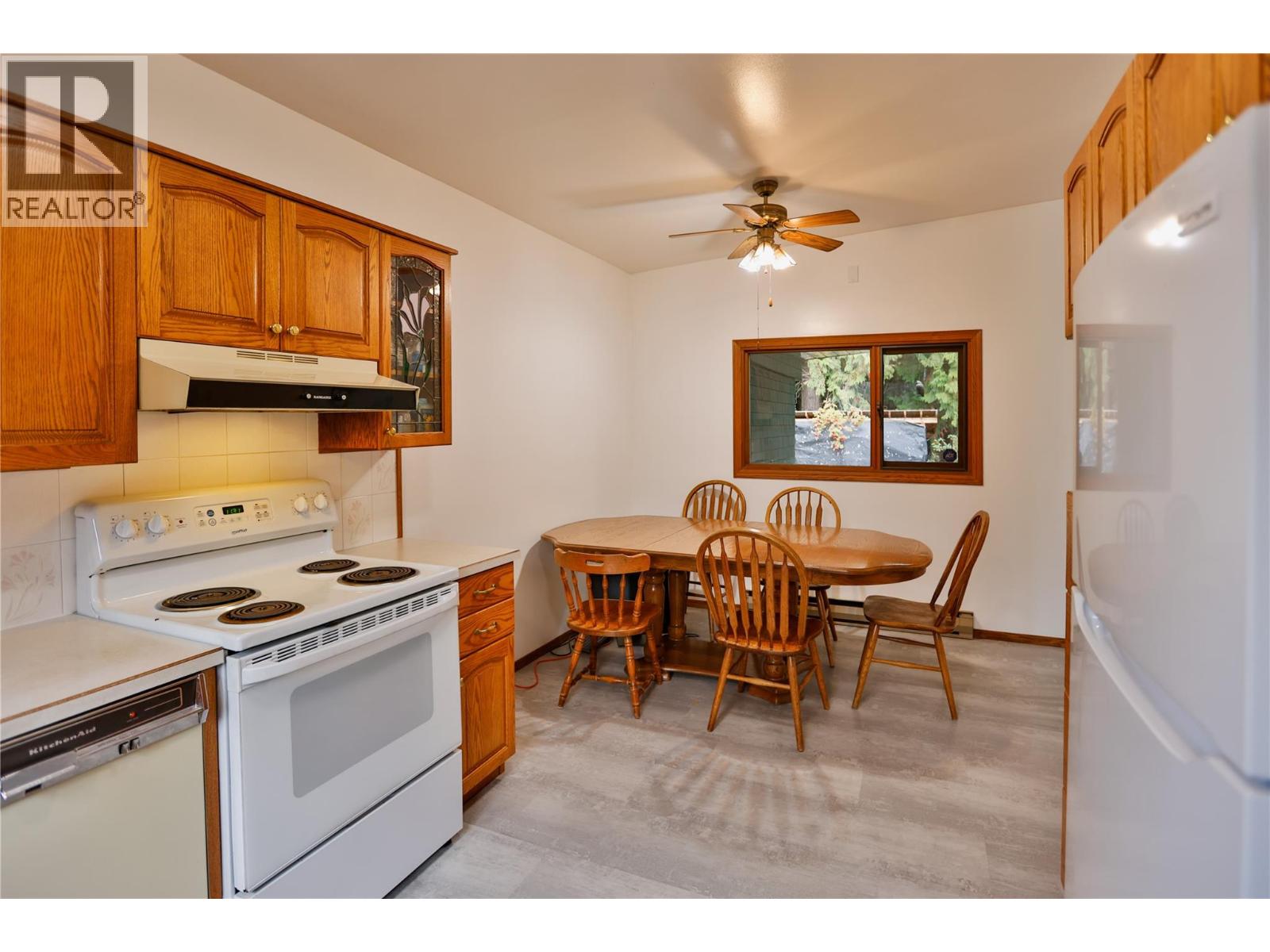 1438 Nichol Road, Revelstoke, British Columbia  V0E 2S1 - Photo 19 - 10369472