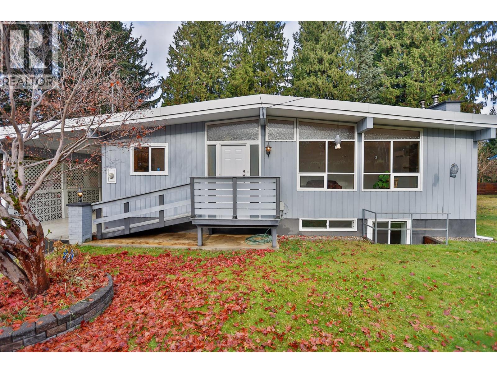 1438 Nichol Road, Revelstoke, British Columbia  V0E 2S1 - Photo 2 - 10369472