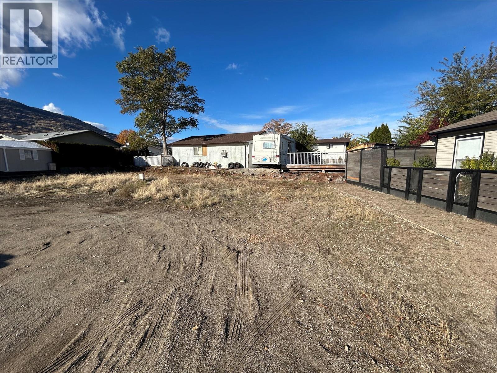 30 Cactus Crescent Unit# 8, Osoyoos, British Columbia  V0H 1V3 - Photo 3 - 10369514