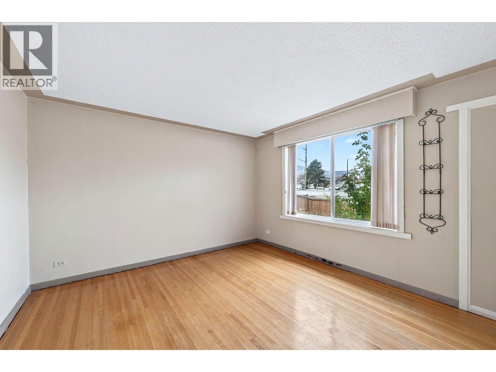 620 Fortune Drive, Kamloops, British Columbia  V2B 2K3 - Photo 12 - 10369411