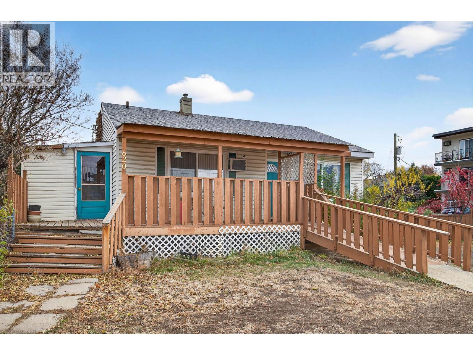 620 Fortune Drive, Kamloops, British Columbia  V2B 2K3 - Photo 3 - 10369411