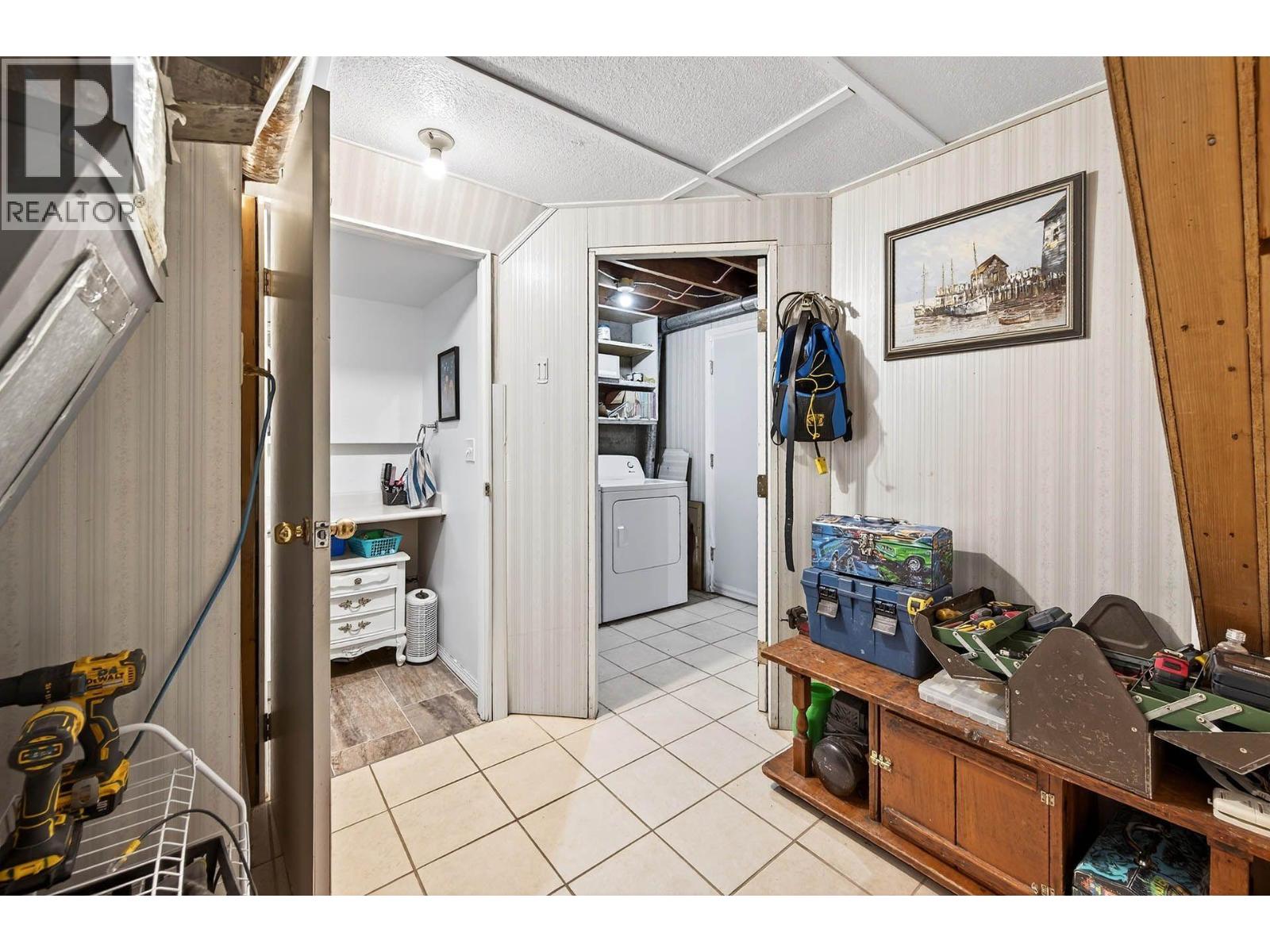620 Fortune Drive, Kamloops, British Columbia  V2B 2K3 - Photo 32 - 10369411