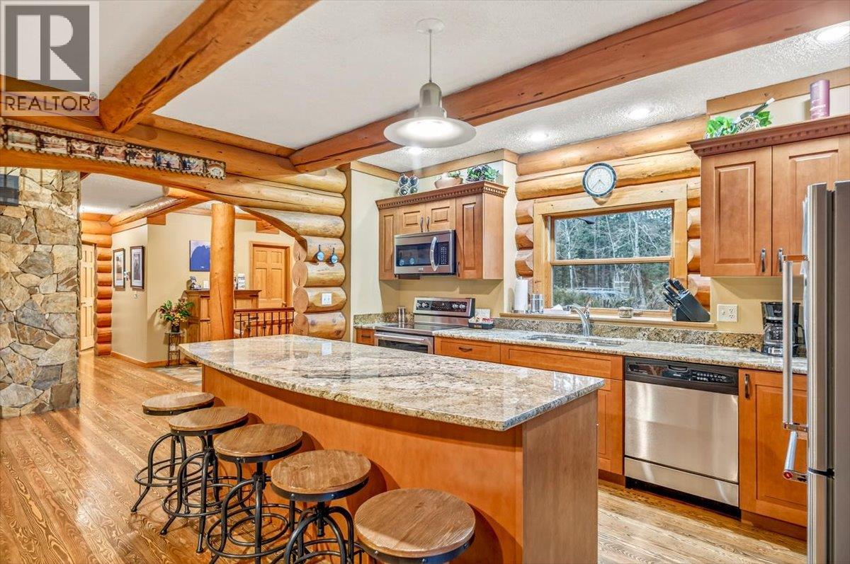 4580 Timberline Crescent, Fernie, British Columbia  V0B 1M6 - Photo 11 - 10369516