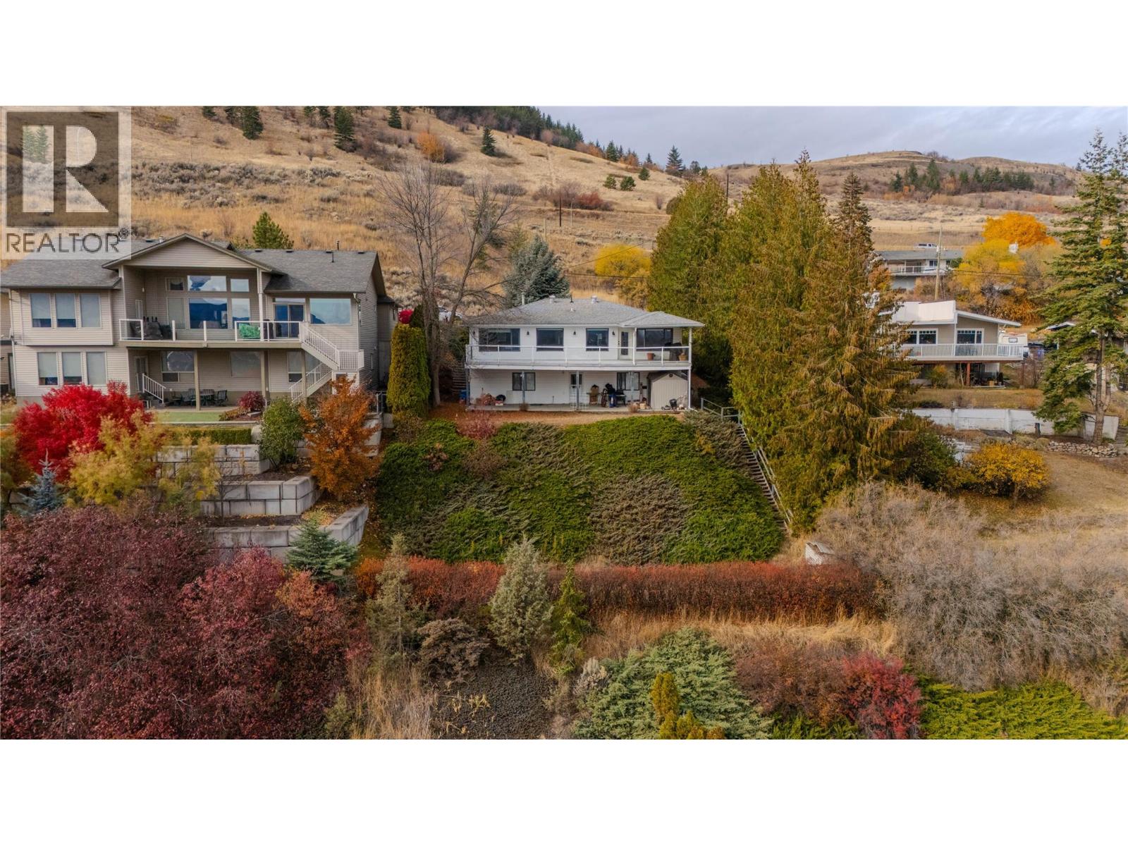 7903 Lakeview Drive, Coldstream, British Columbia  V1B 1W4 - Photo 3 - 10369157