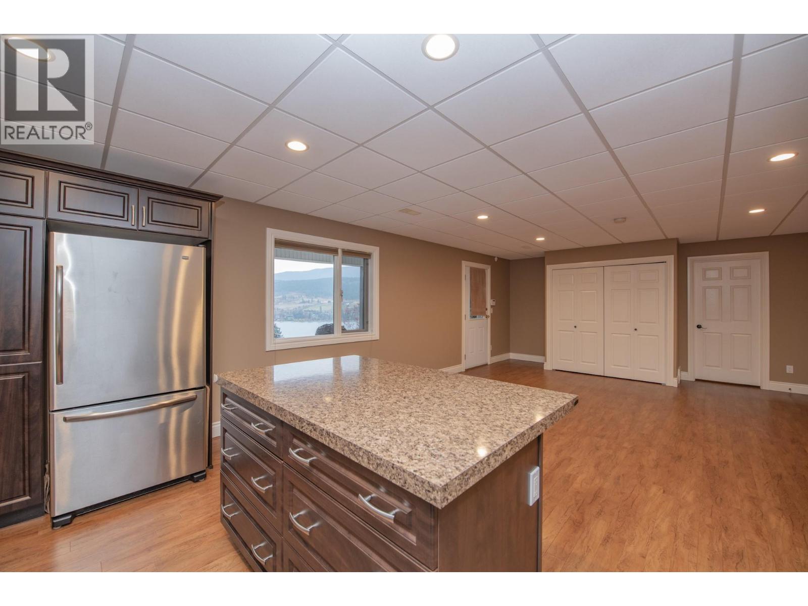 7903 Lakeview Drive, Coldstream, British Columbia  V1B 1W4 - Photo 31 - 10369157