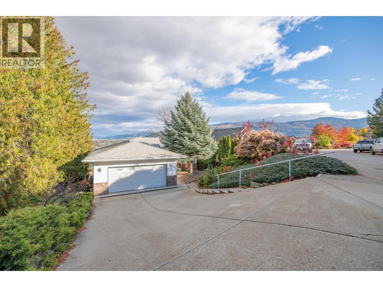 7903 Lakeview Drive, Coldstream, British Columbia  V1B 1W4 - Photo 44 - 10369157