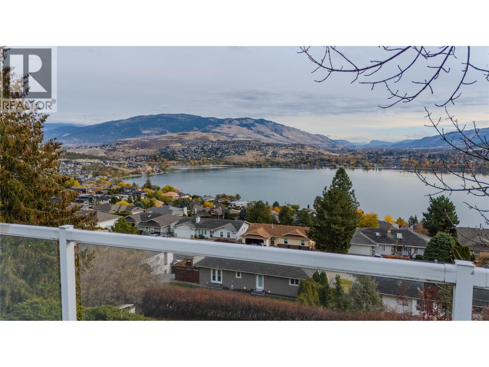 7903 Lakeview Drive, Coldstream, British Columbia  V1B 1W4 - Photo 49 - 10369157