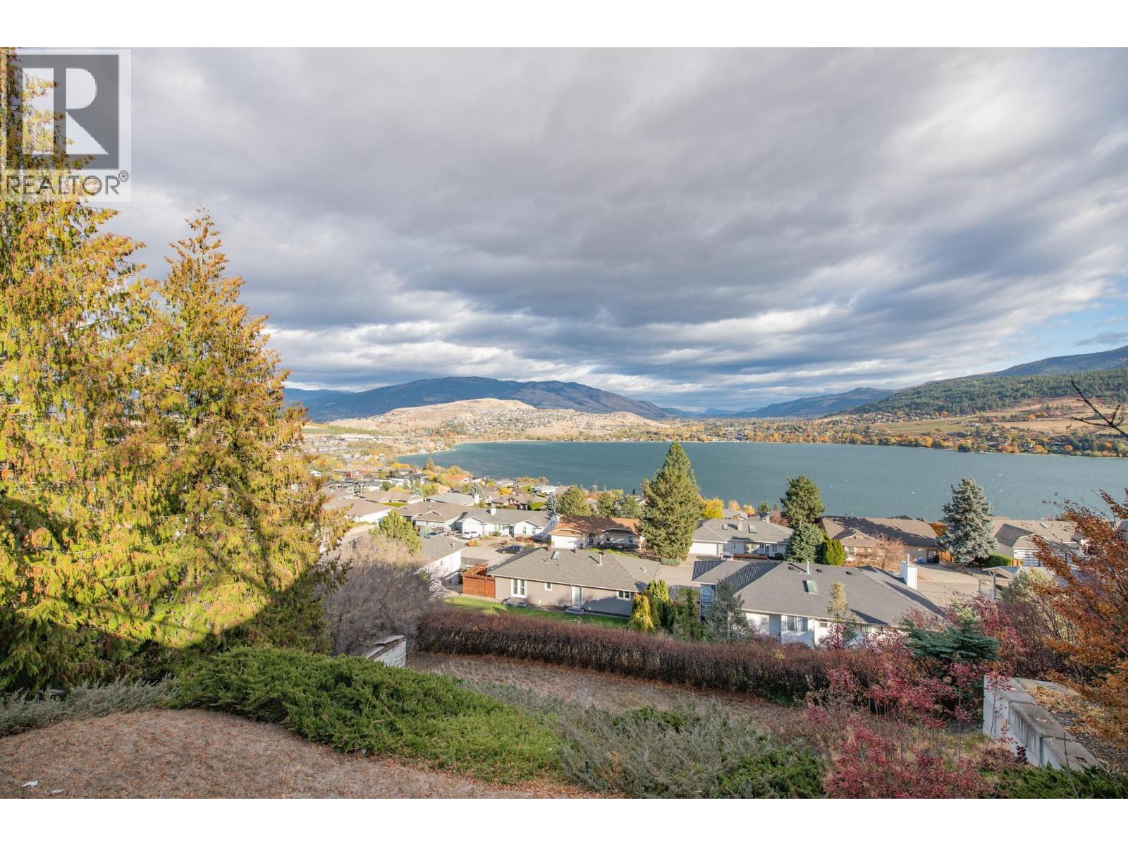 7903 Lakeview Drive, Coldstream, British Columbia  V1B 1W4 - Photo 58 - 10369157