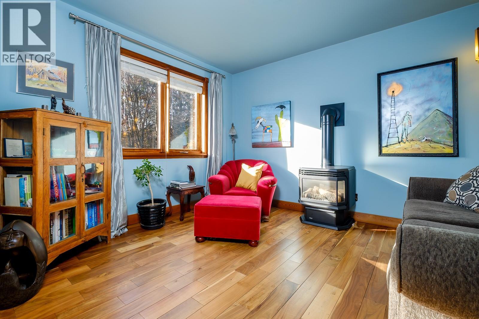 2075 Thompson Avenue, Rossland, British Columbia  V0G 1Y0 - Photo 13 - 10367444