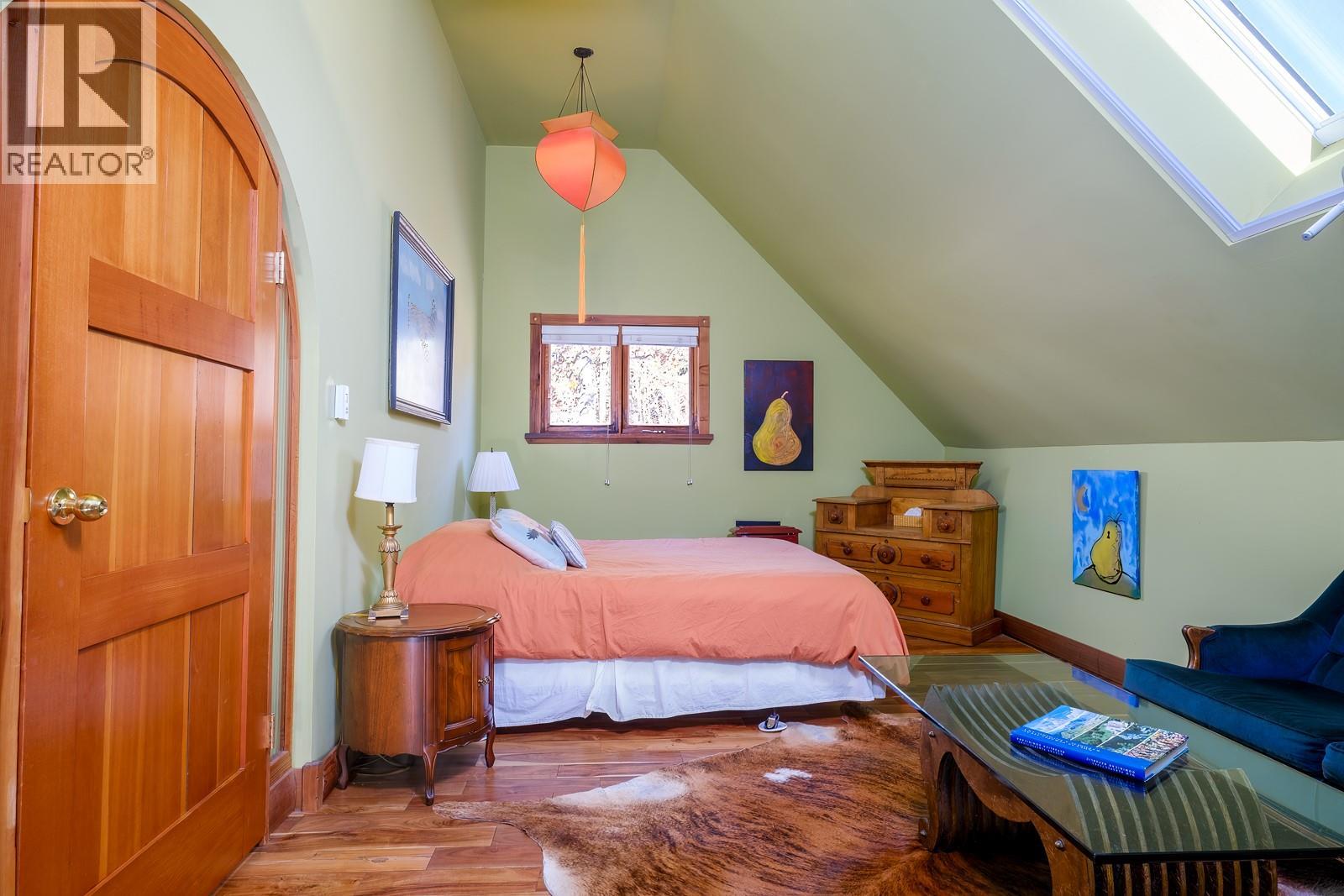 2075 Thompson Avenue, Rossland, British Columbia  V0G 1Y0 - Photo 42 - 10367444