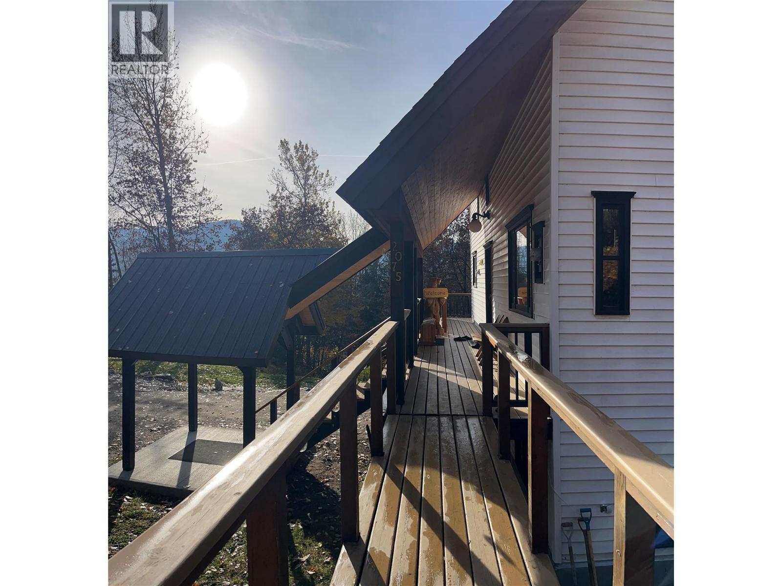 2075 Thompson Avenue, Rossland, British Columbia  V0G 1Y0 - Photo 58 - 10367444