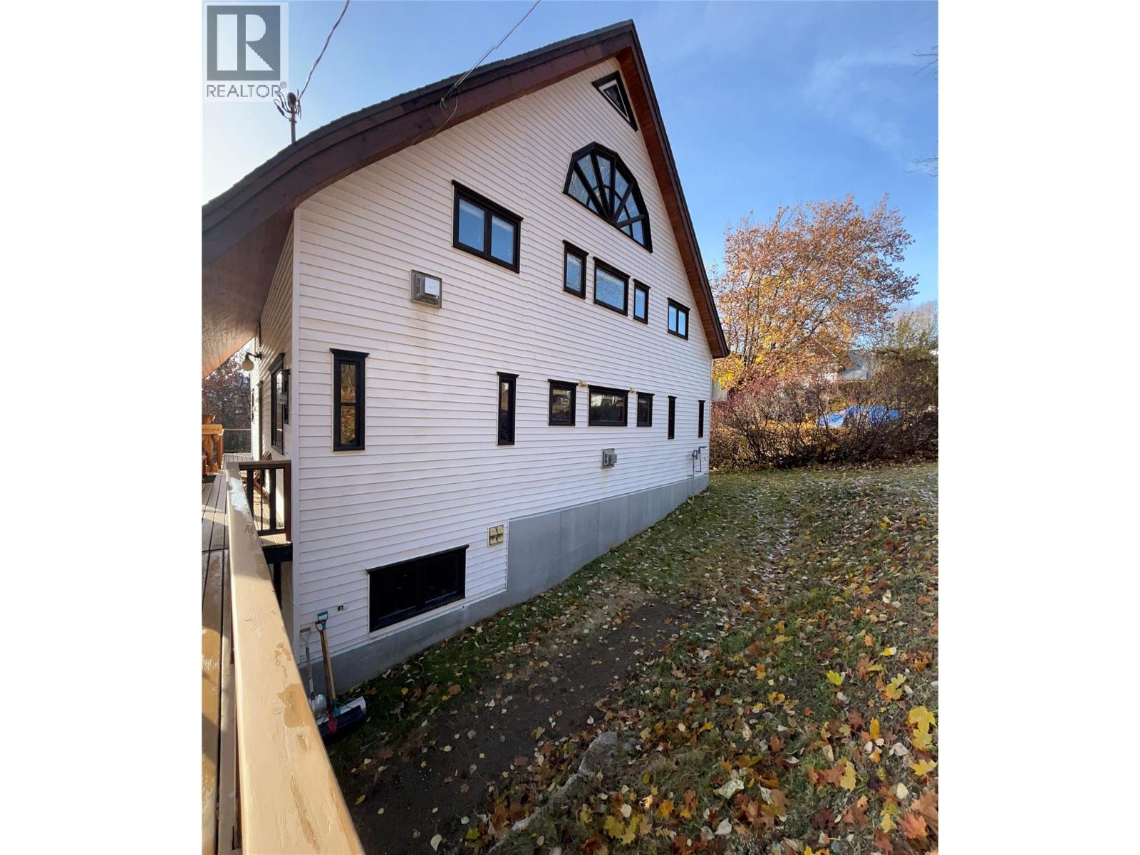 2075 Thompson Avenue, Rossland, British Columbia  V0G 1Y0 - Photo 59 - 10367444