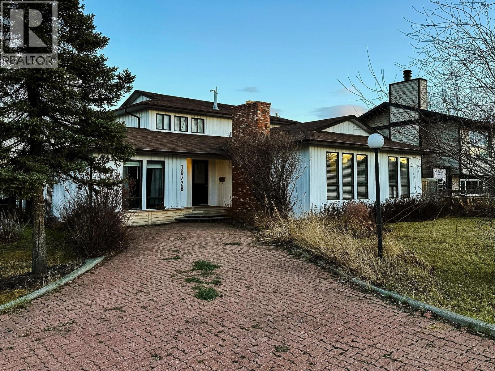 10728 18 Street, dawson creek, British Columbia