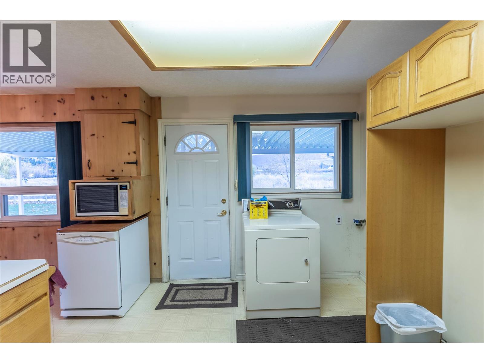2619 Lakeshore Road, Vernon, British Columbia  V1H 1N1 - Photo 13 - 10369223