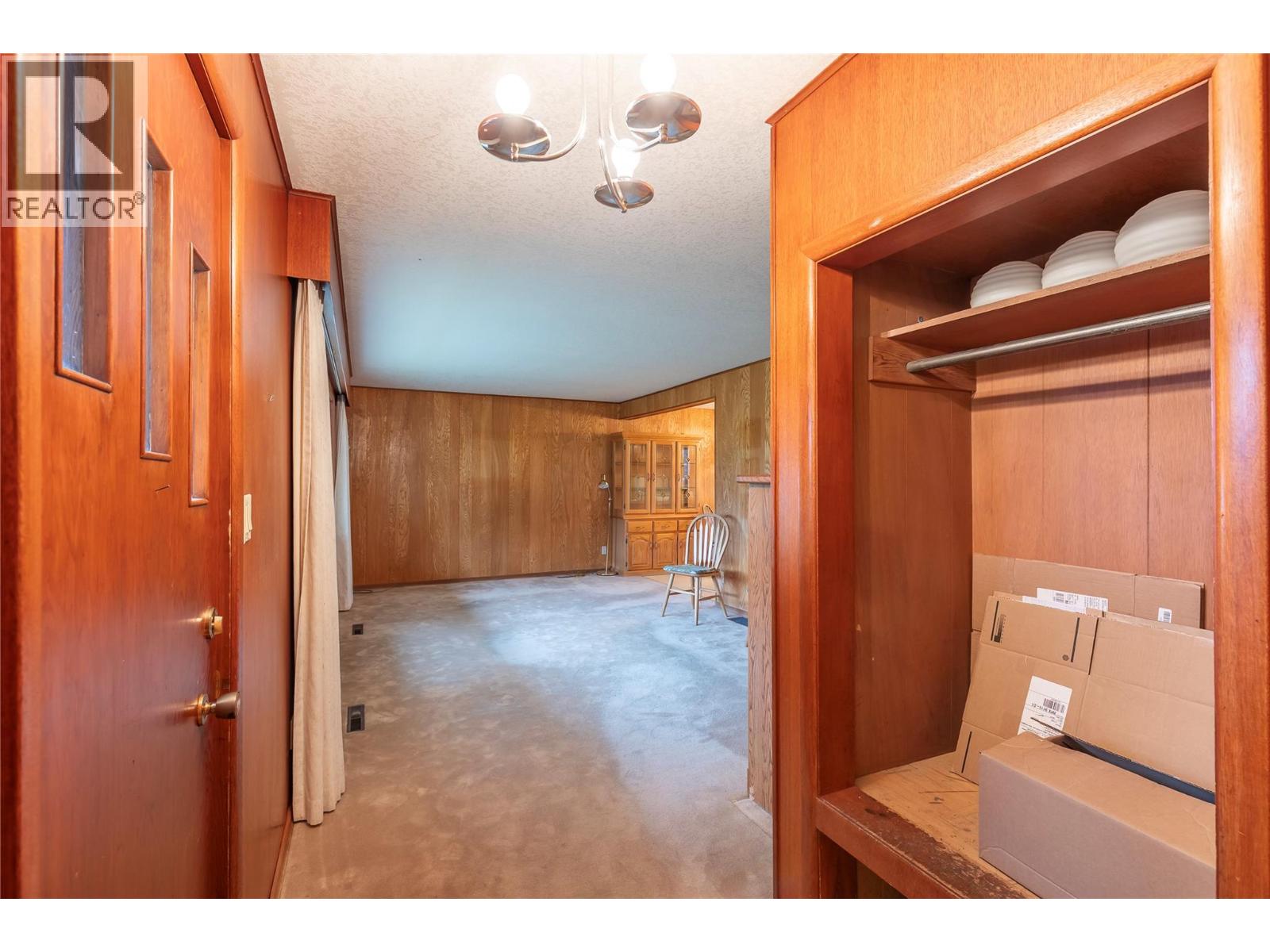 2619 Lakeshore Road, Vernon, British Columbia  V1H 1N1 - Photo 21 - 10369223