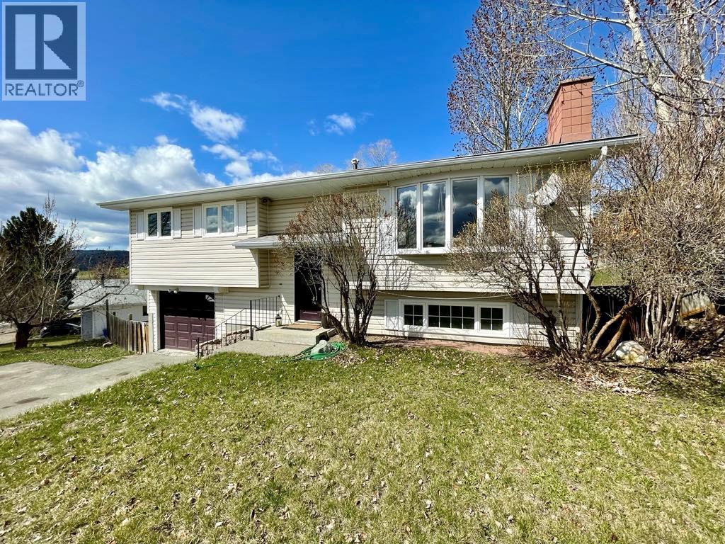 10 Beryl Drive, Logan Lake, British Columbia  V0K 1W0 - Photo 2 - 10369657