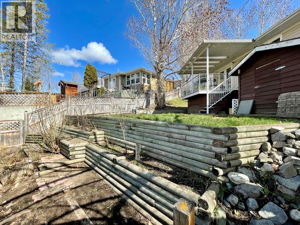 10 Beryl Drive, Logan Lake, British Columbia  V0K 1W0 - Photo 8 - 10369657