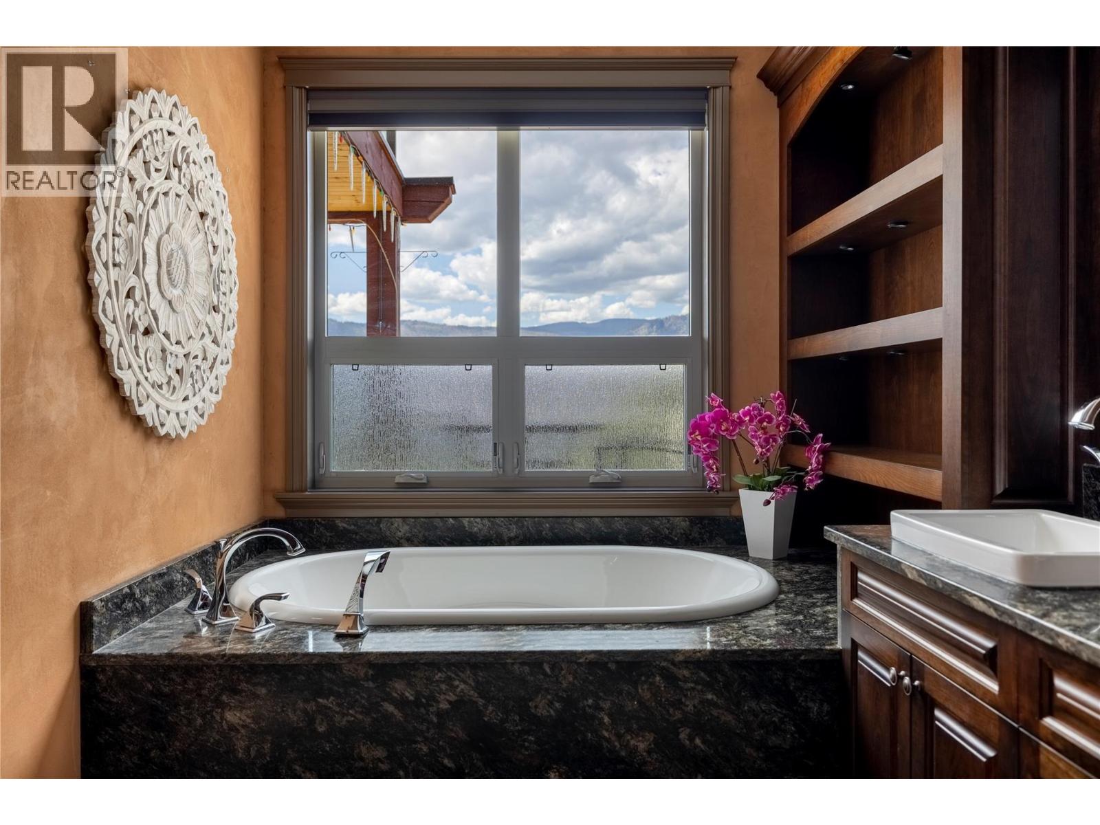 1727 Davidson Road, Lake Country, British Columbia  V4V 1J9 - Photo 28 - 10367014